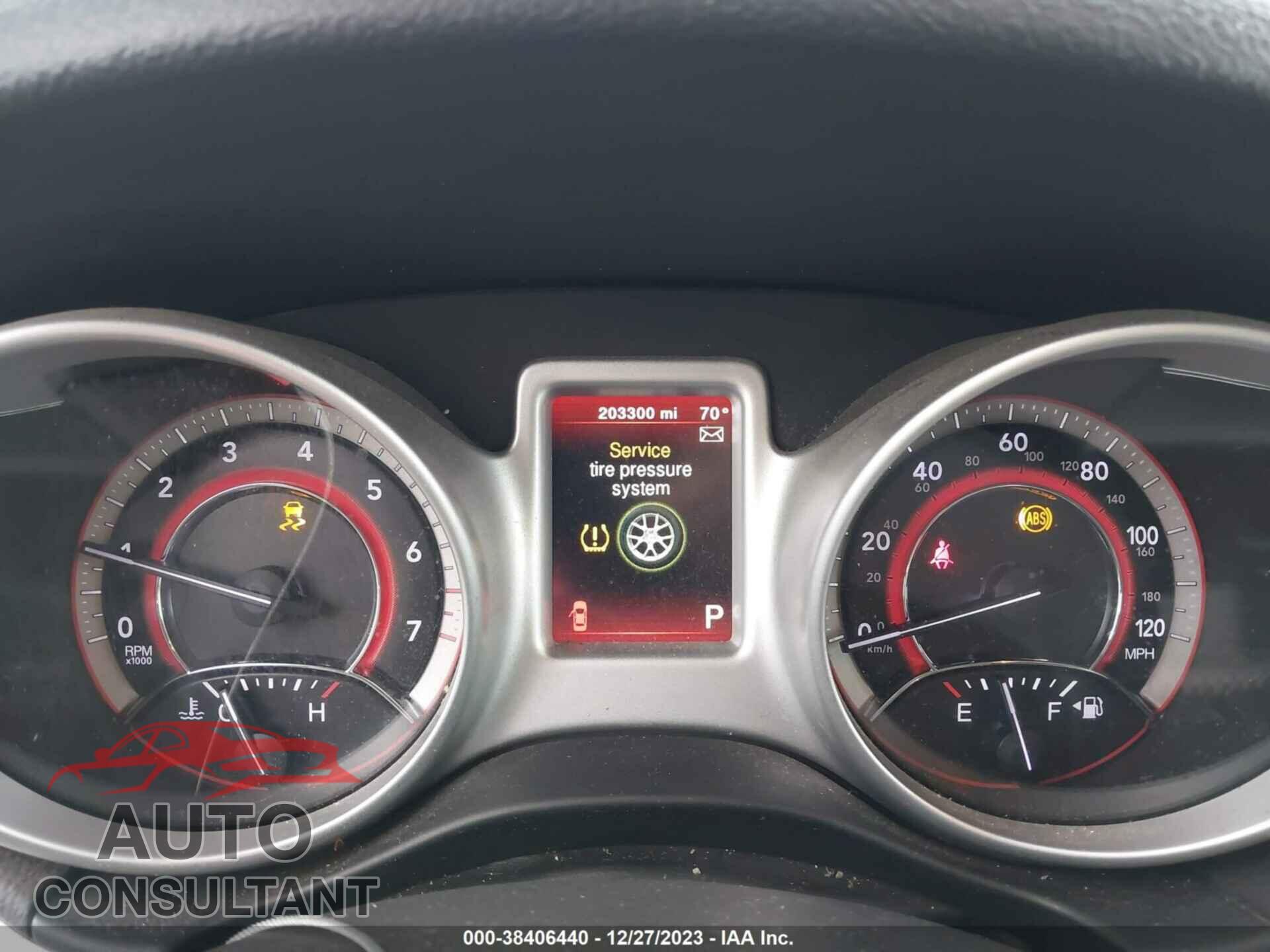 DODGE JOURNEY 2017 - 3C4PDCBG7HT520077