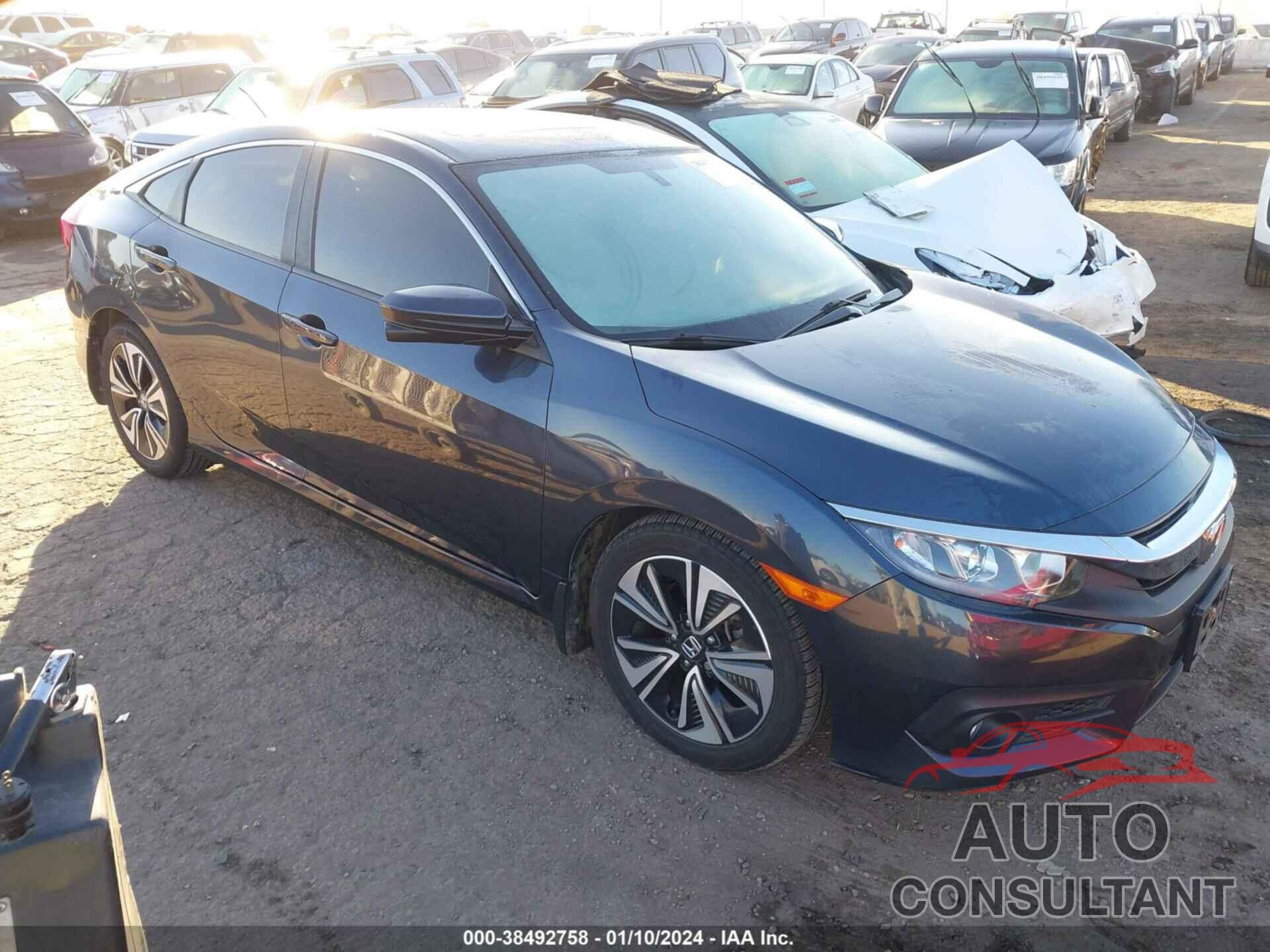 HONDA CIVIC 2018 - JHMFC1F39JX035880