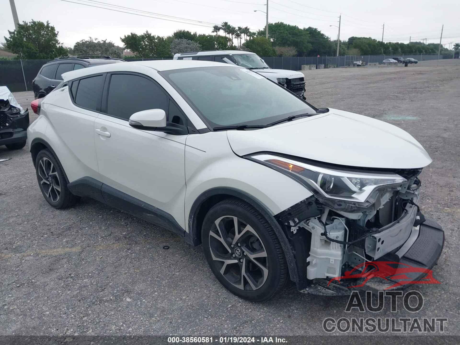 TOYOTA C-HR 2018 - JTNKHMBX2J1006215