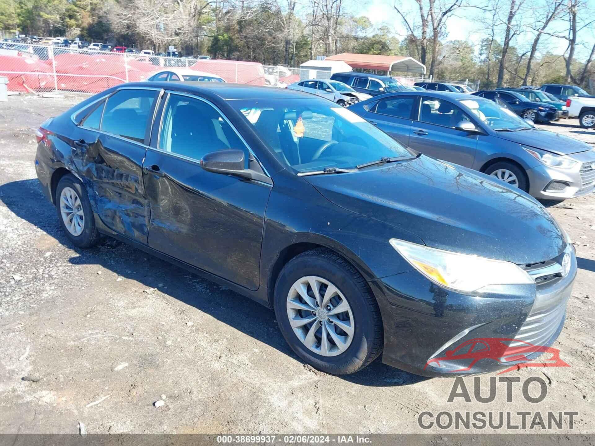 TOYOTA CAMRY 2016 - 4T4BF1FK3GR571122