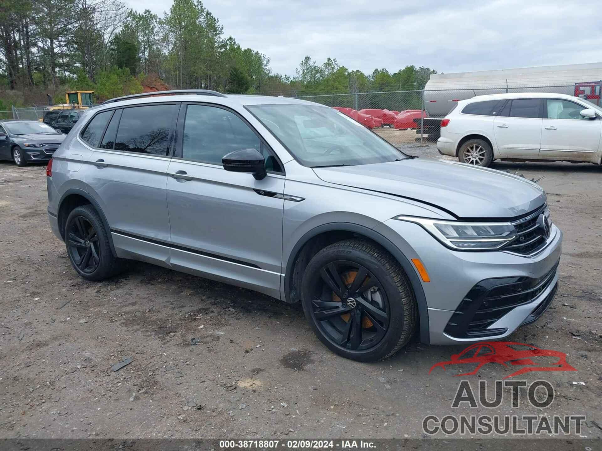 VOLKSWAGEN TIGUAN 2023 - 3VVCB7AX3PM034843