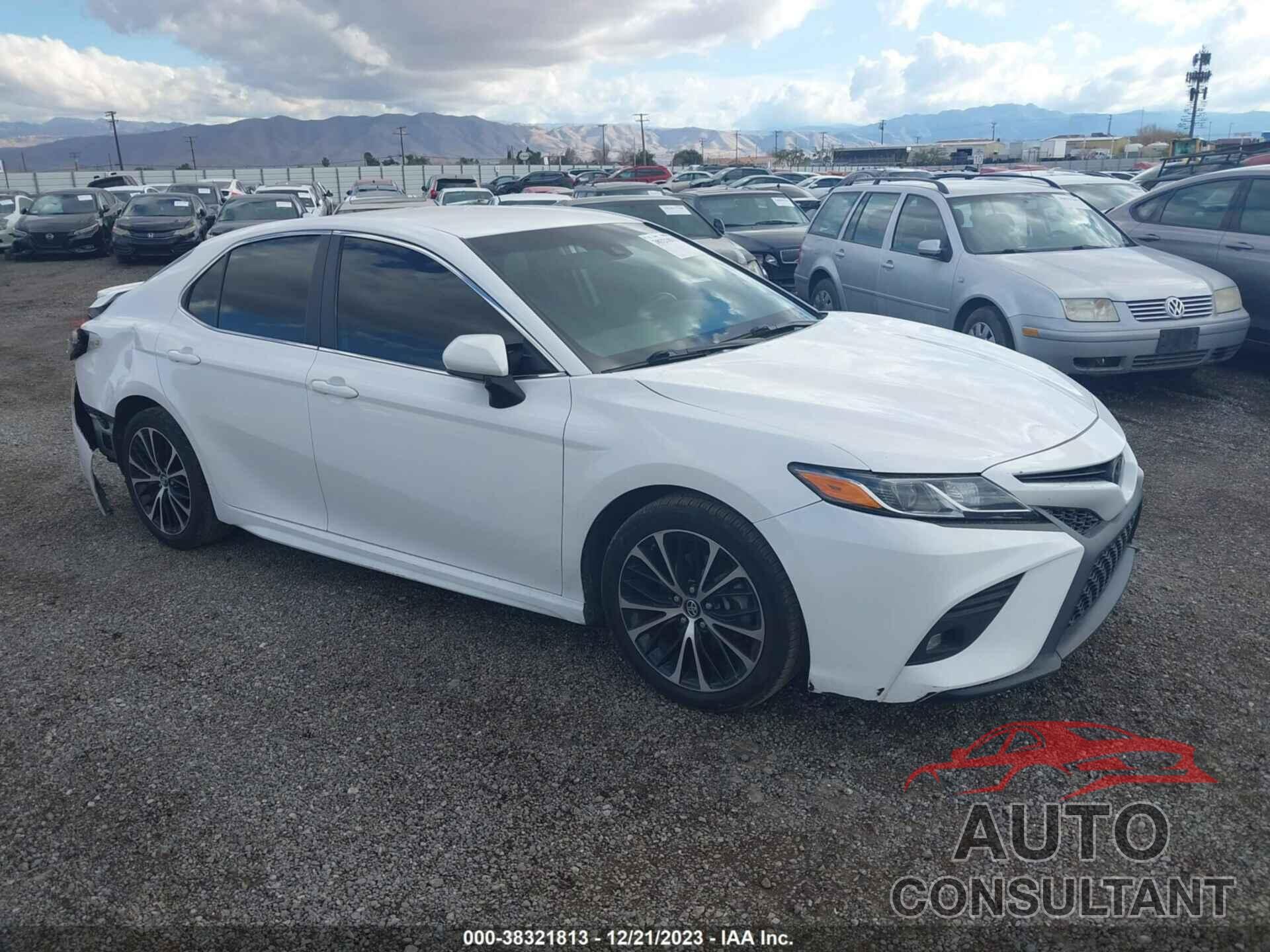 TOYOTA CAMRY 2019 - 4T1B11HK3KU169115