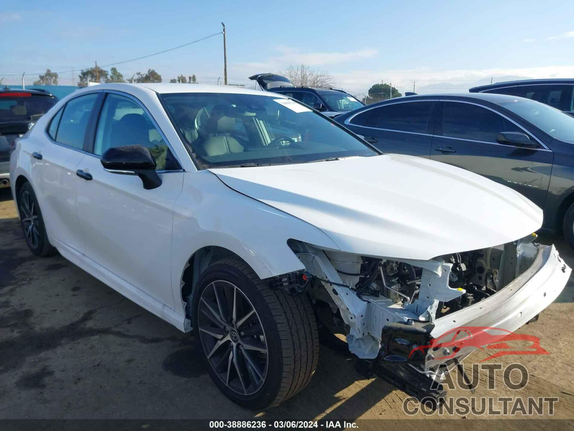 TOYOTA CAMRY 2023 - 4T1G11AK5PU122014