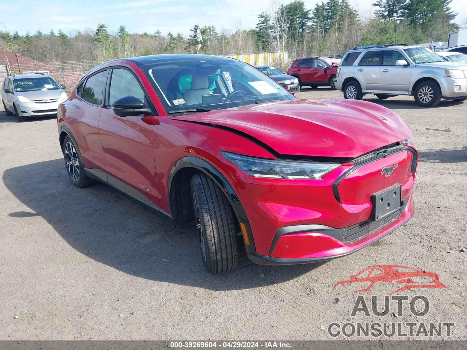 FORD MUSTANG MACH-E 2023 - 3FMTK3SS1PMA19196