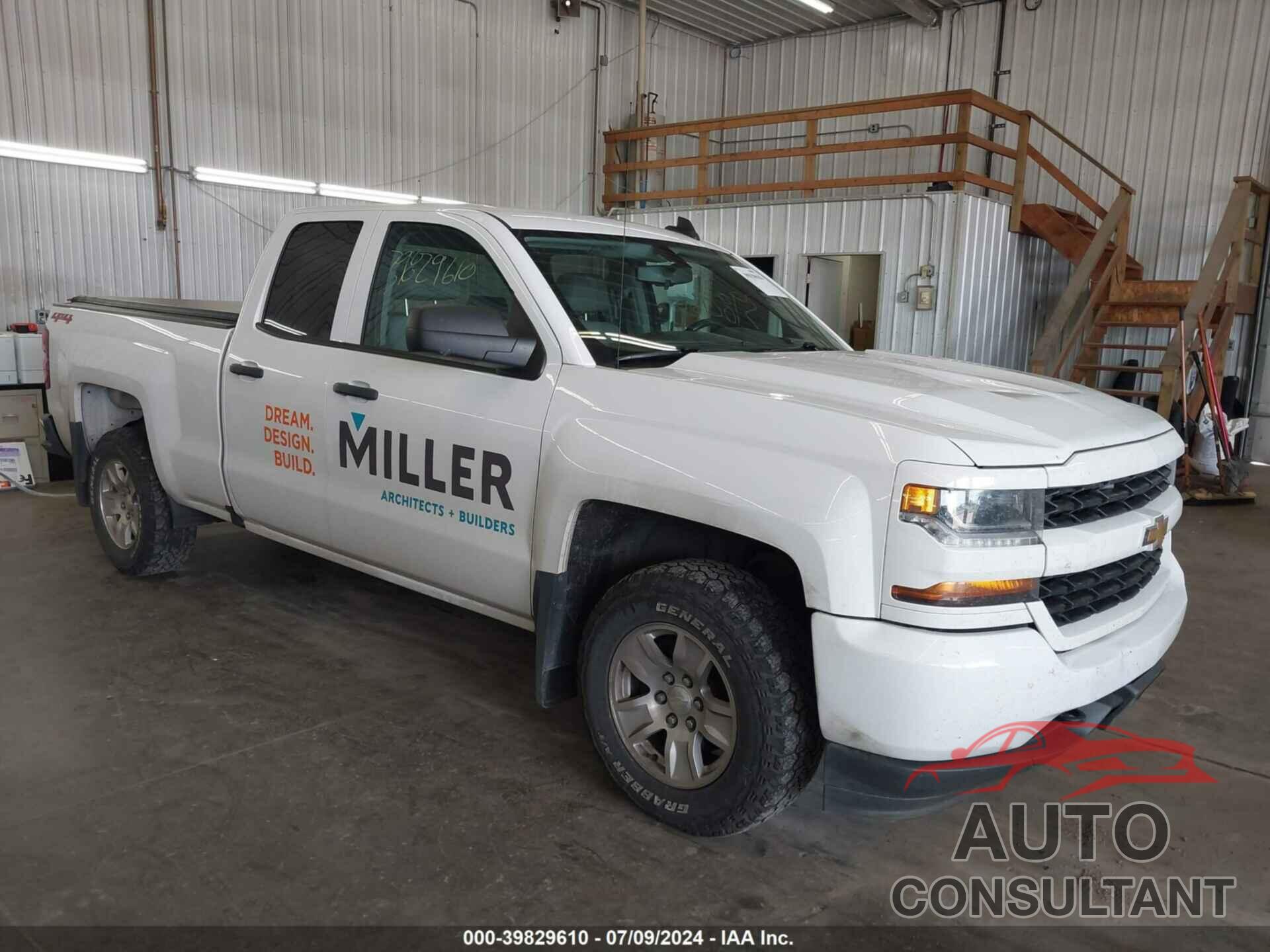 CHEVROLET SILVERADO 1500 2018 - 1GCVKPEC5JZ220775