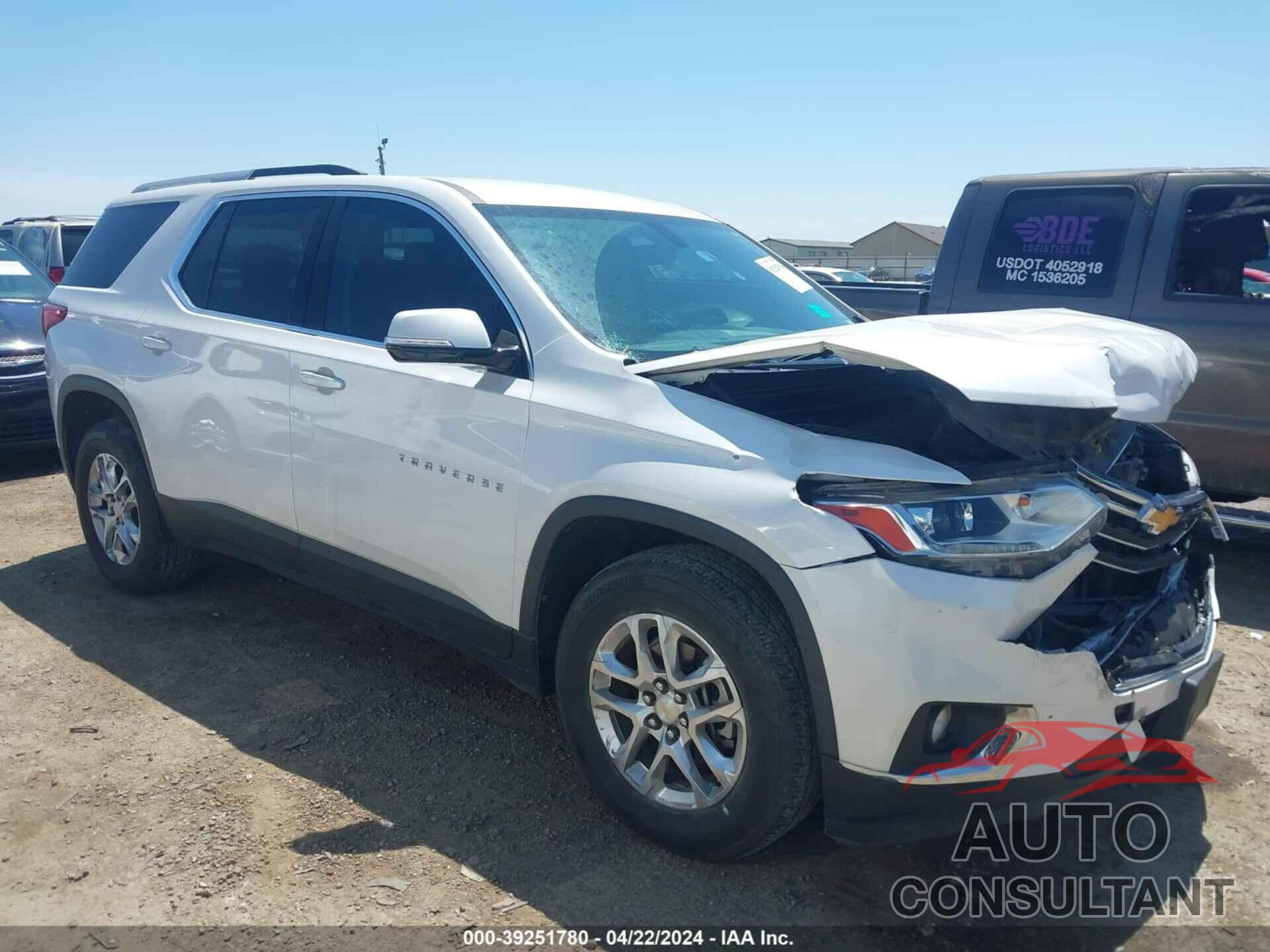 CHEVROLET TRAVERSE 2018 - 1GNERGKW7JJ124193