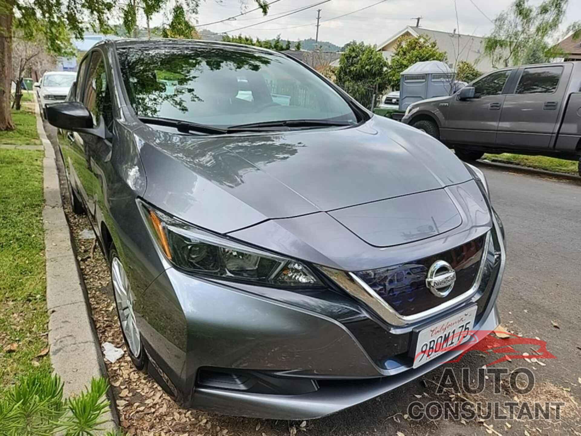 NISSAN LEAF 2022 - 1N4AZ1BV8NC562037