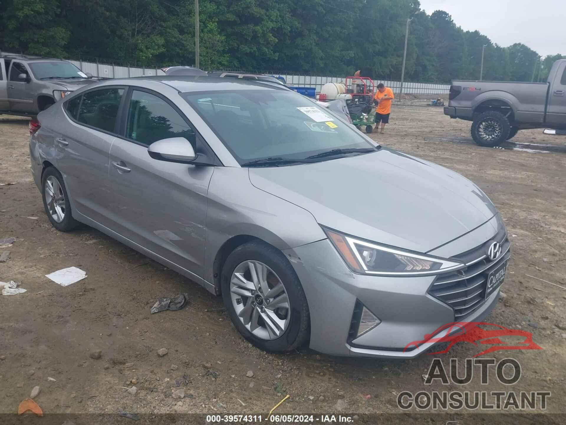 HYUNDAI ELANTRA 2020 - 5NPD84LF9LH552282