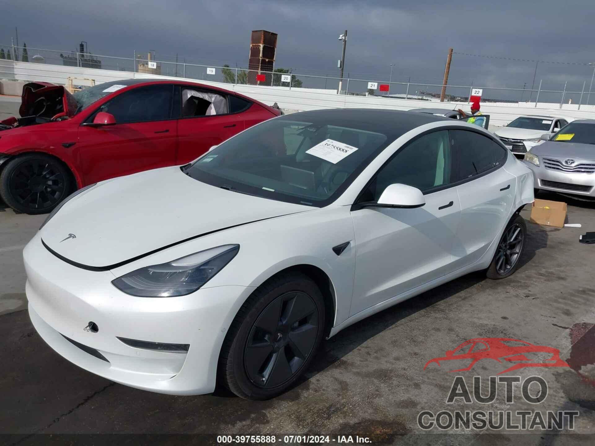 TESLA MODEL 3 2021 - 5YJ3E1EA4MF065771
