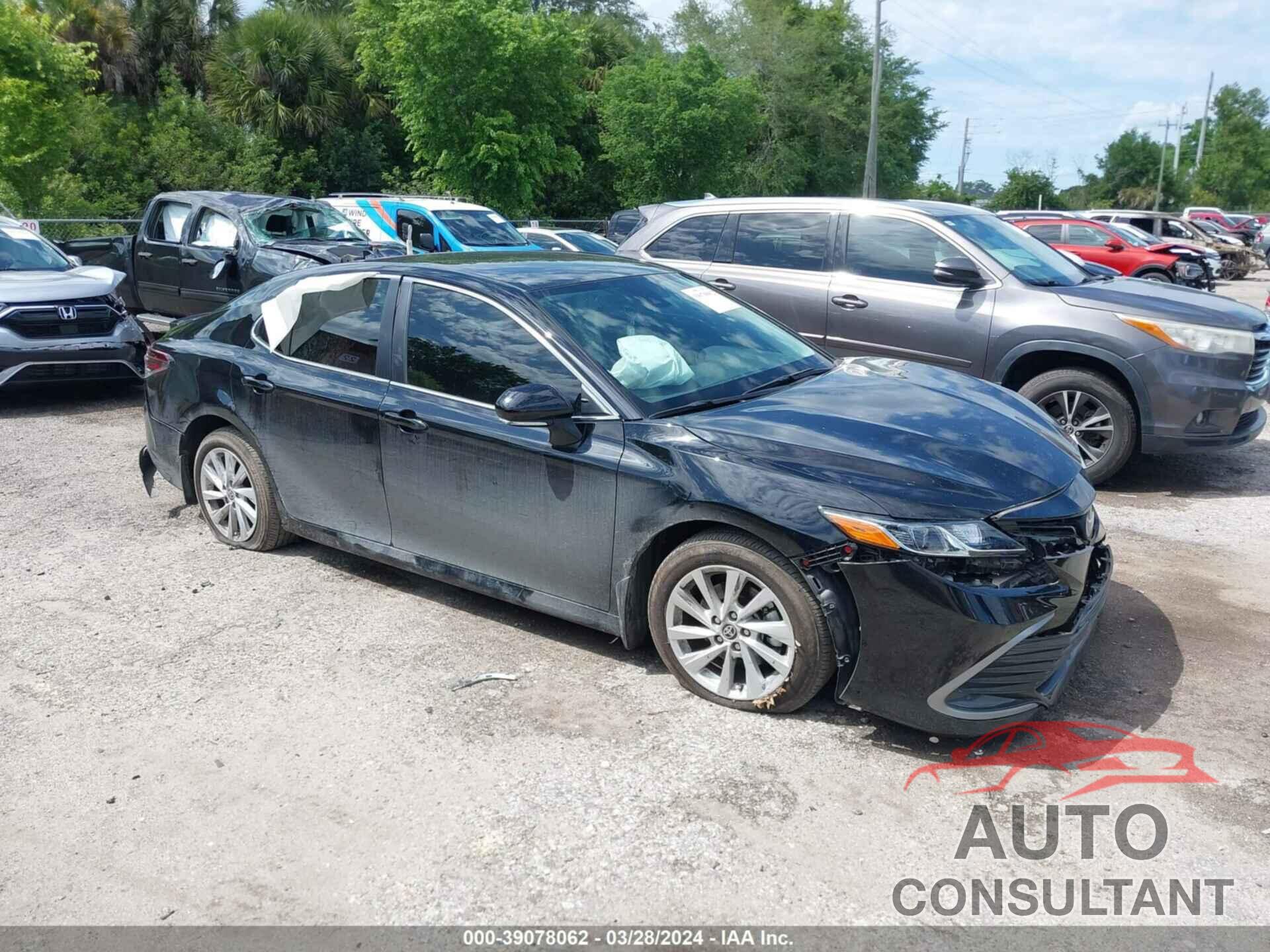TOYOTA CAMRY 2023 - 4T1R11AK6PU083992