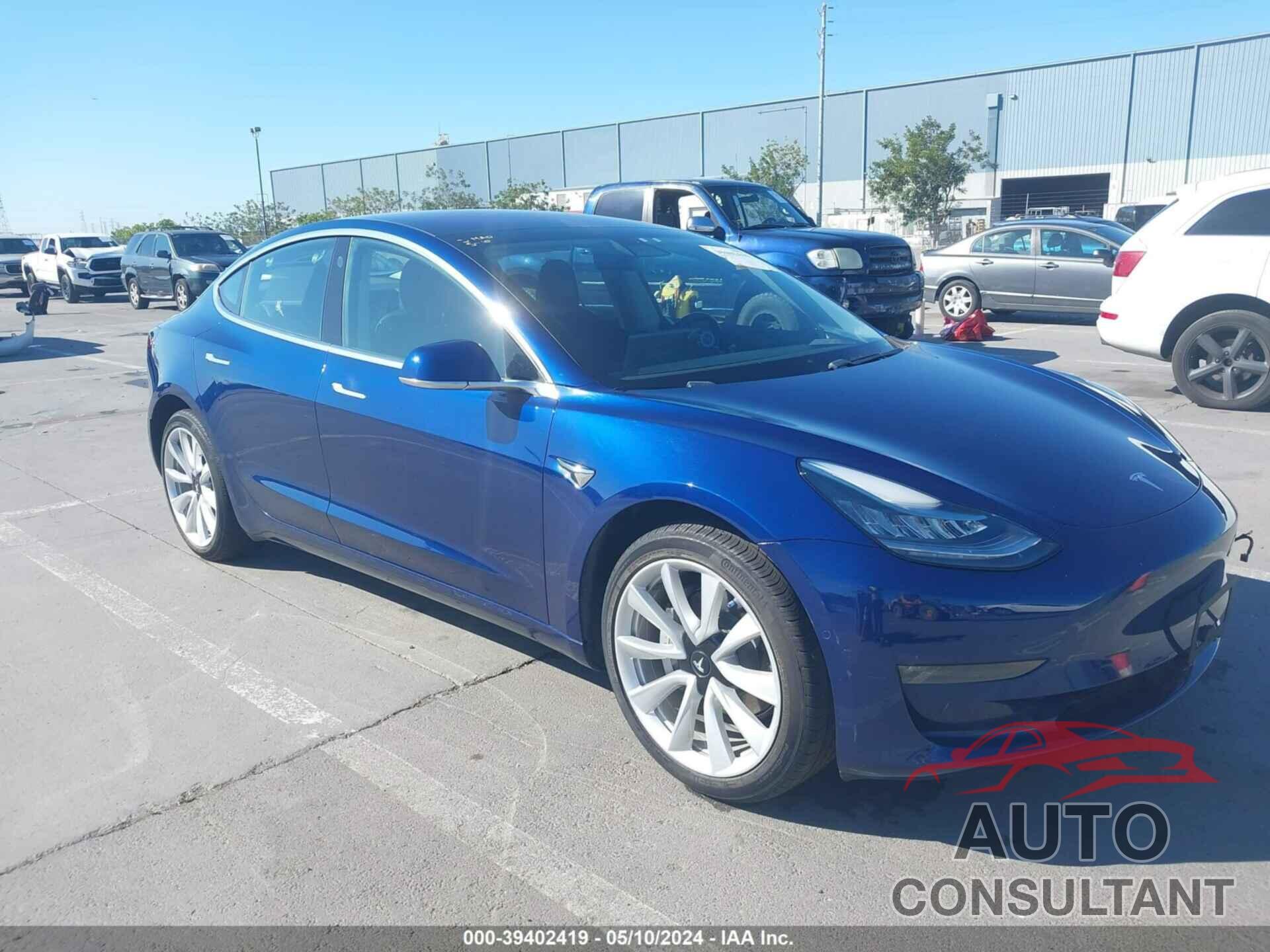 TESLA MODEL 3 2018 - 5YJ3E1EA2JF011137