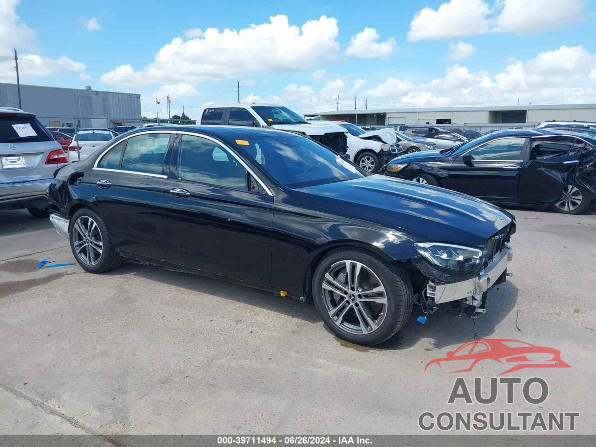 MERCEDES-BENZ E 350 2022 - W1KZF8DB0NB034473