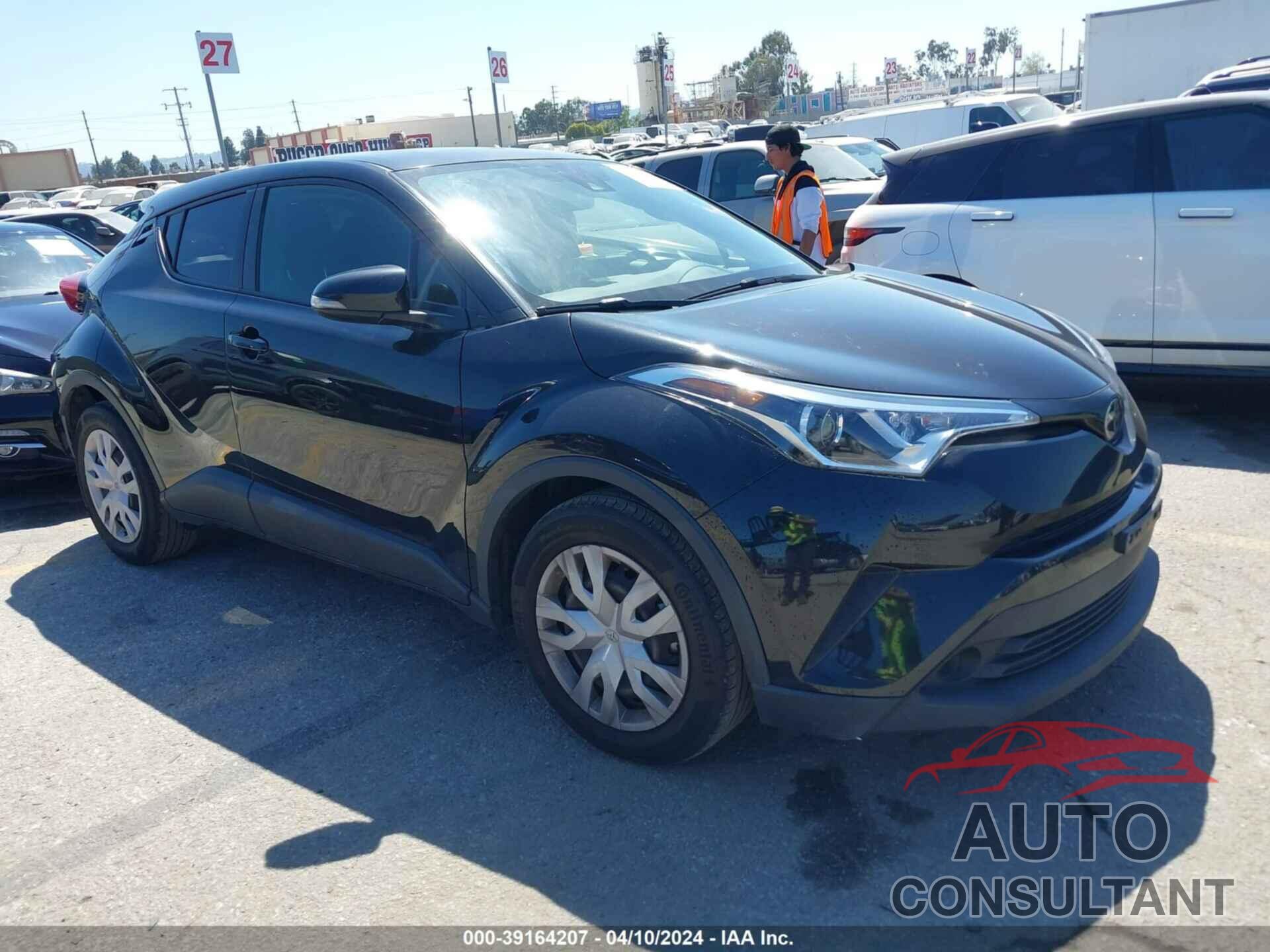 TOYOTA C-HR 2019 - JTNKHMBX0K1057827