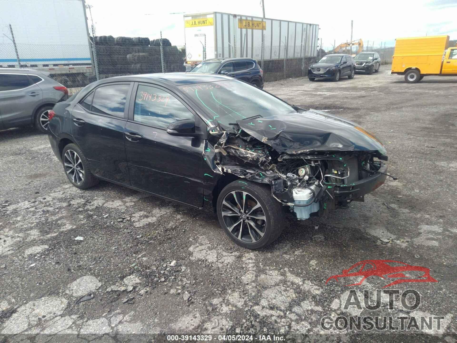 TOYOTA COROLLA 2018 - 2T1BURHEXJC110787