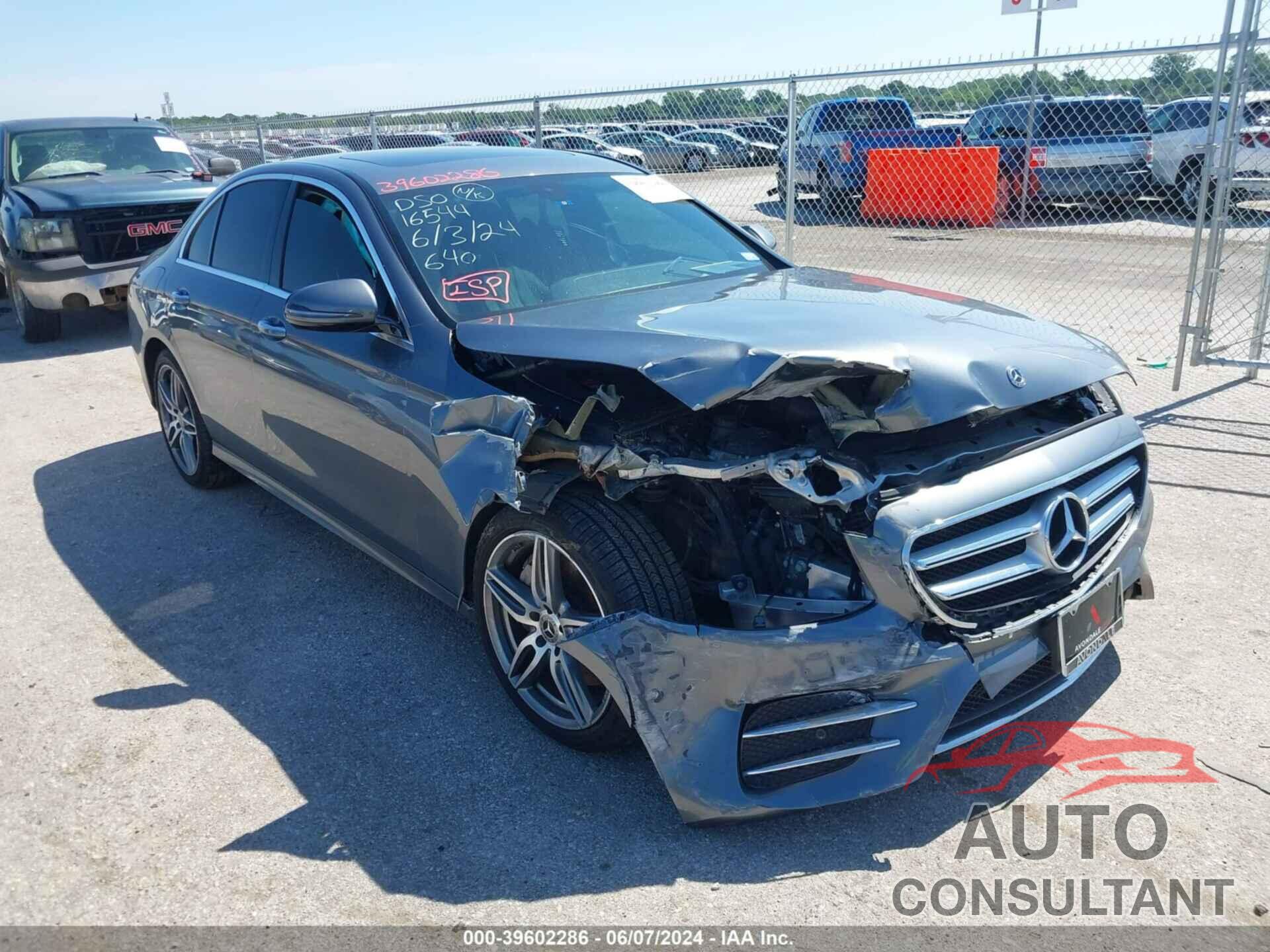 MERCEDES-BENZ E 300 2017 - WDDZF4JB8HA231558