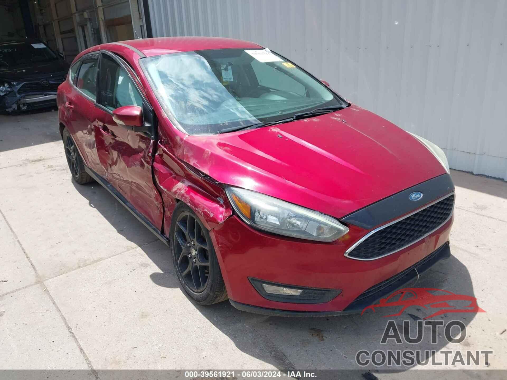 FORD FOCUS 2016 - 1FADP3K28GL248377