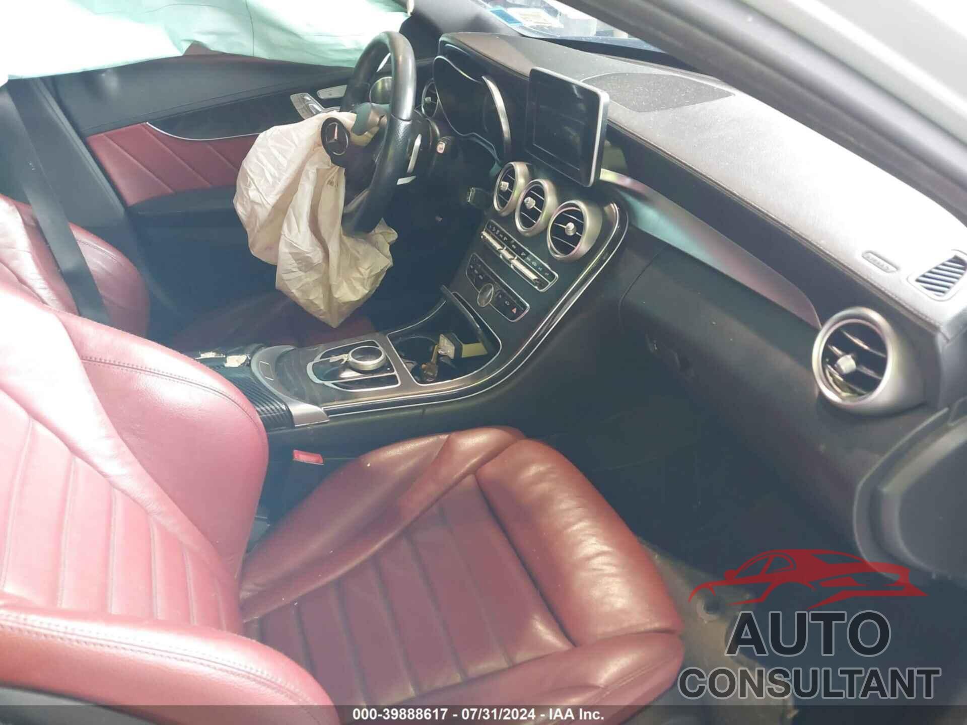 MERCEDES-BENZ C 300 2017 - 55SWF4JBXHU193477