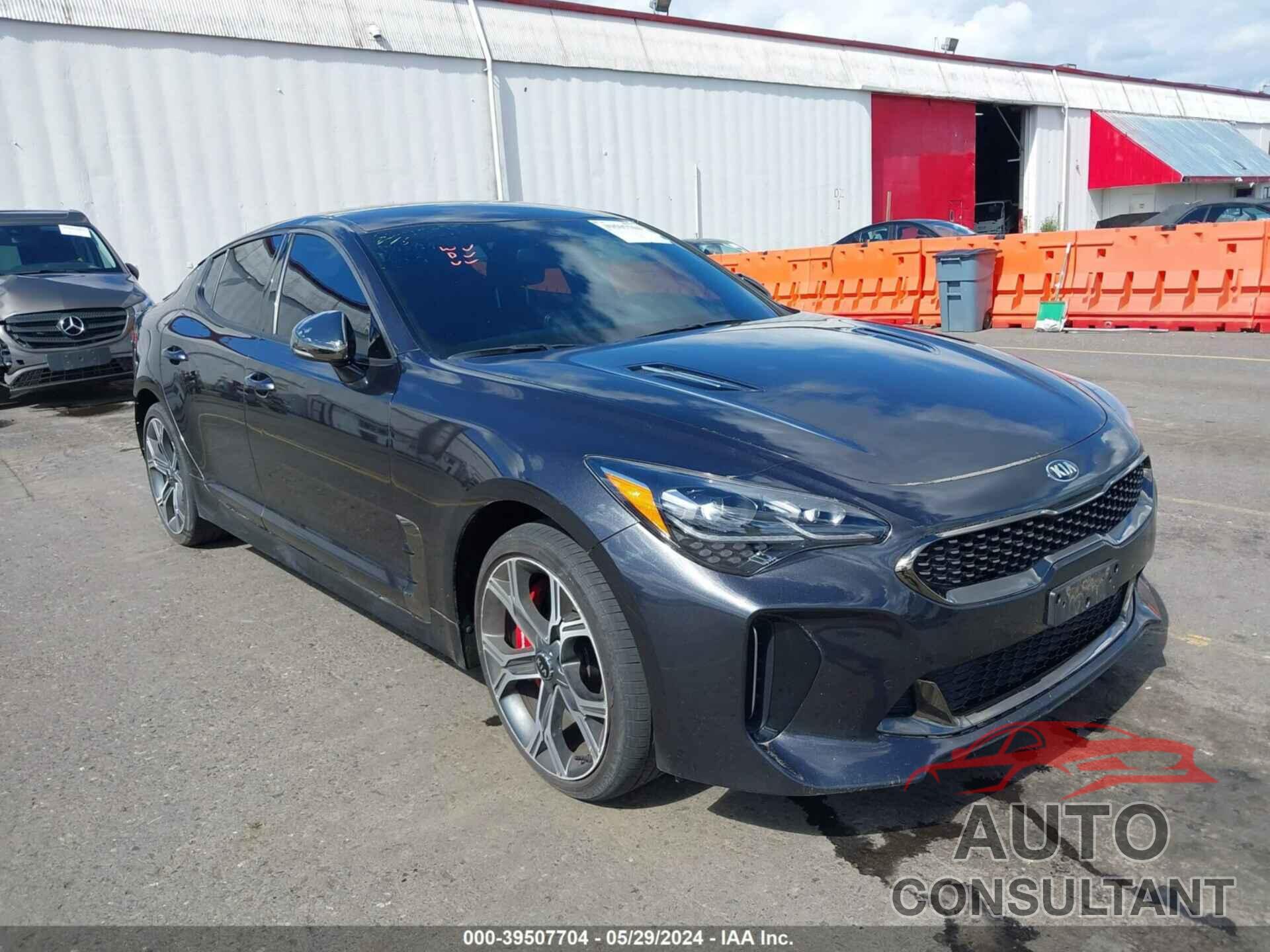 KIA STINGER 2020 - KNAE35LC9L6085368