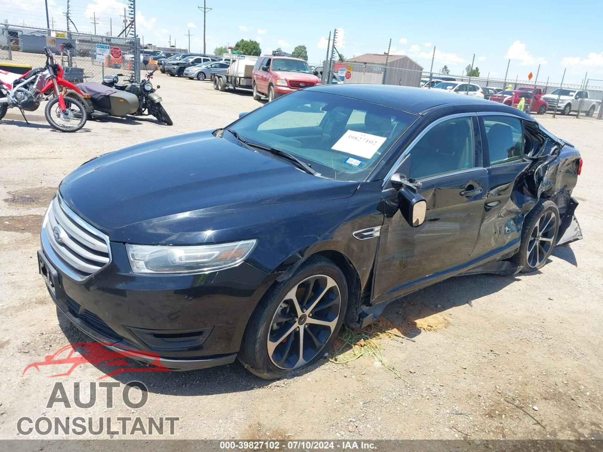 FORD TAURUS 2016 - 1FAHP2E82GG158145