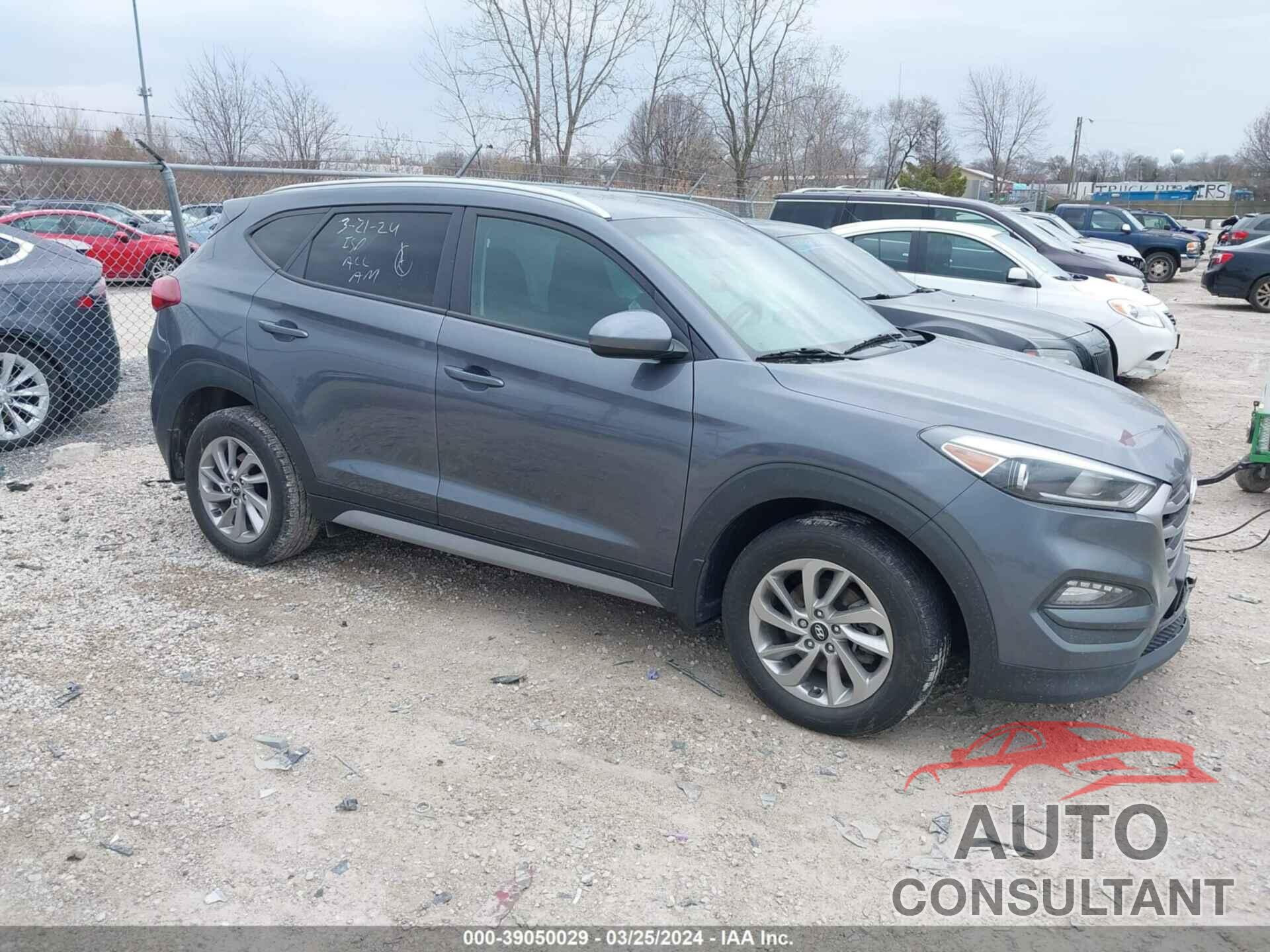 HYUNDAI TUCSON 2018 - KM8J33A43JU752103