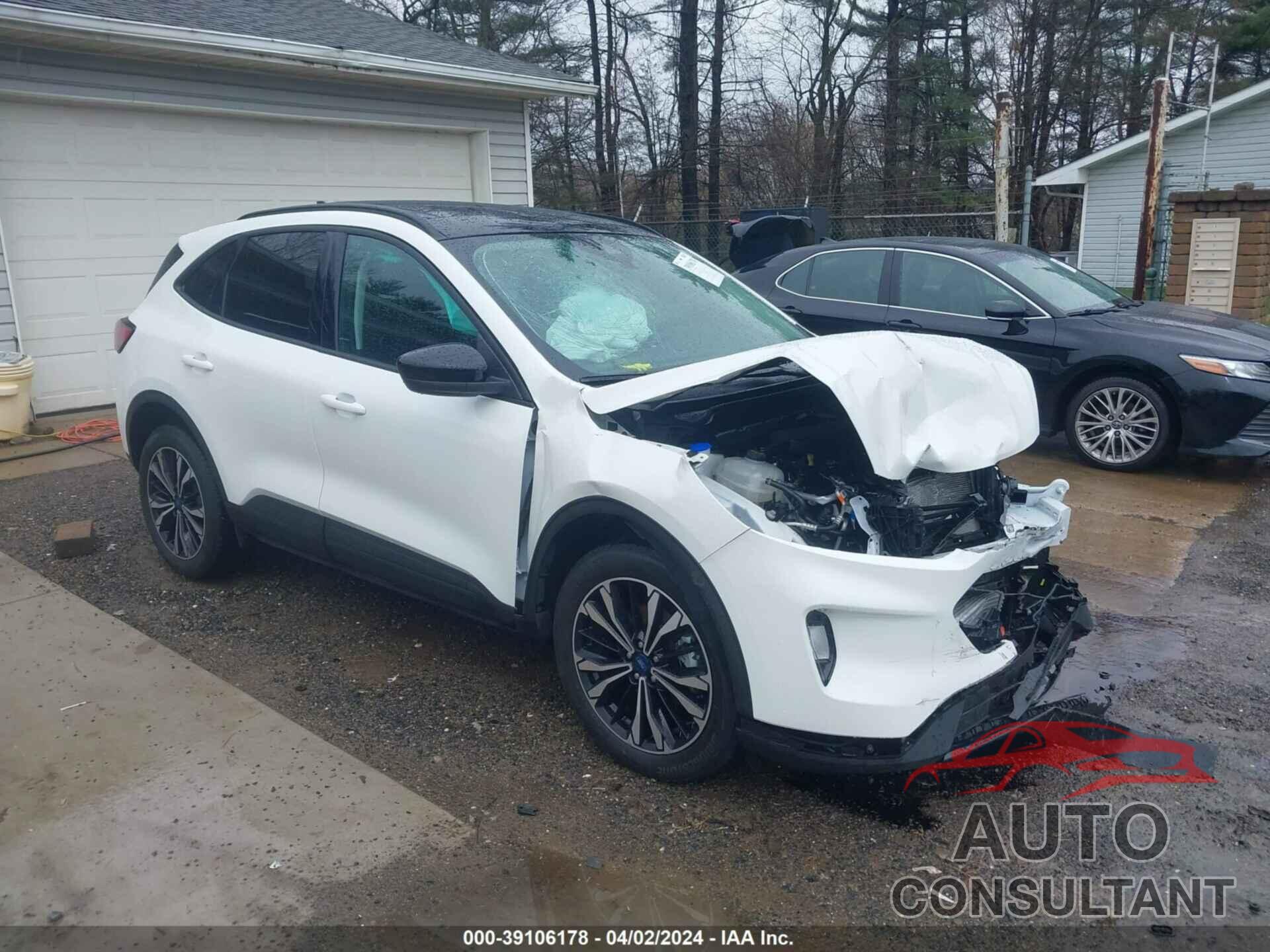 FORD ESCAPE 2022 - 1FMCU9H94NUB64470