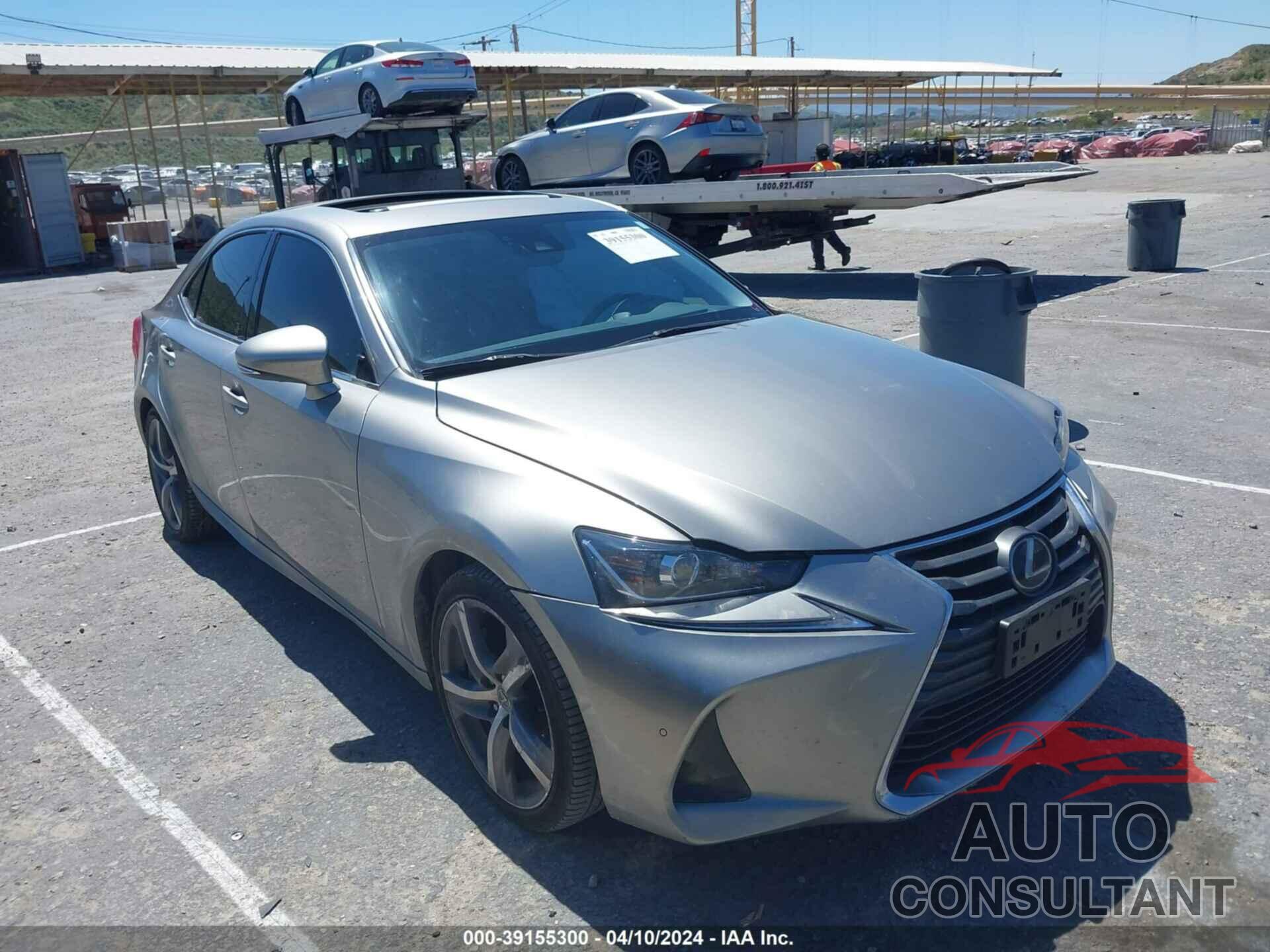 LEXUS IS 2018 - JTHBA1D29J5067786