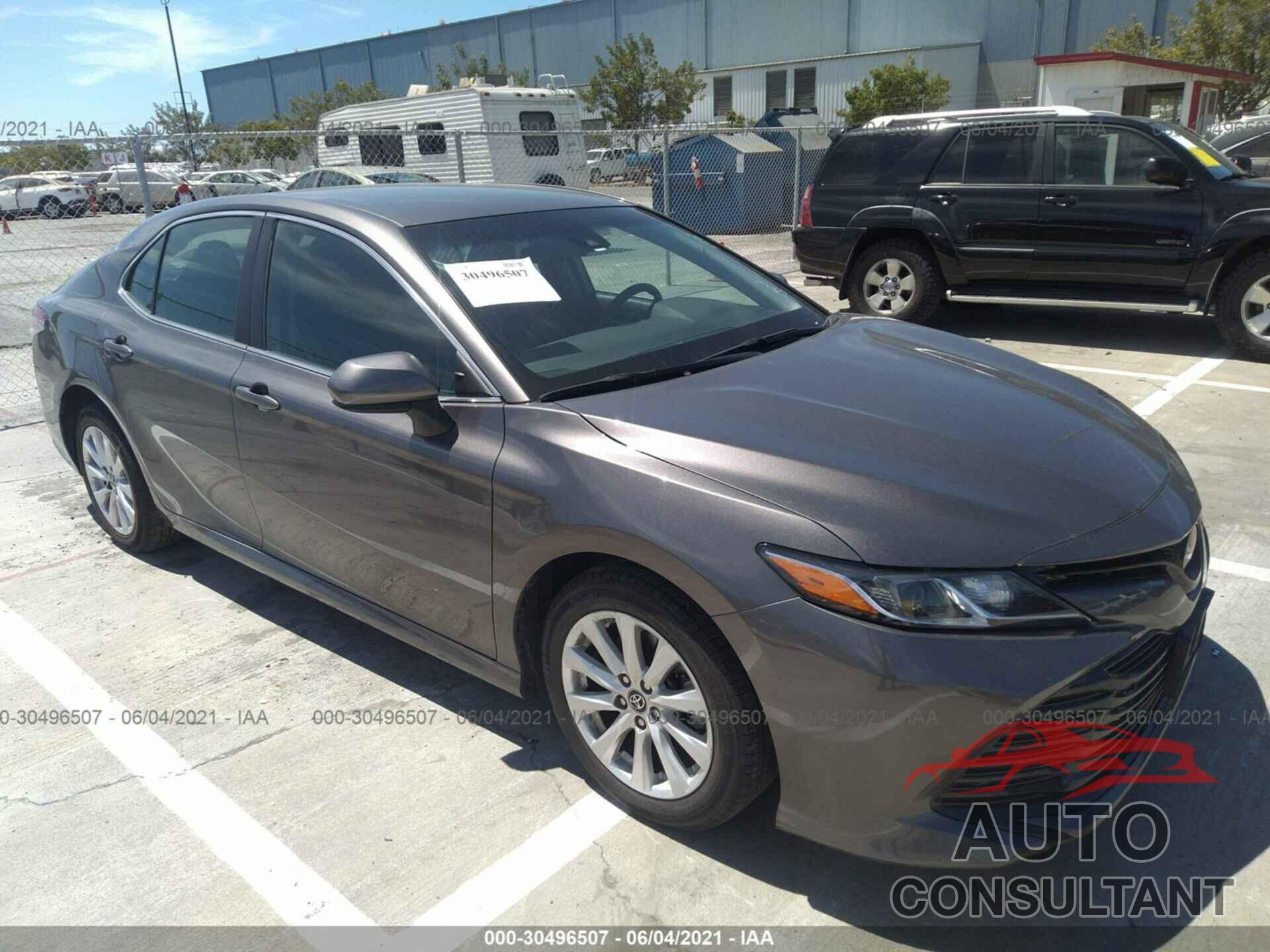 TOYOTA CAMRY 2019 - 4T1B11HK4KU206737