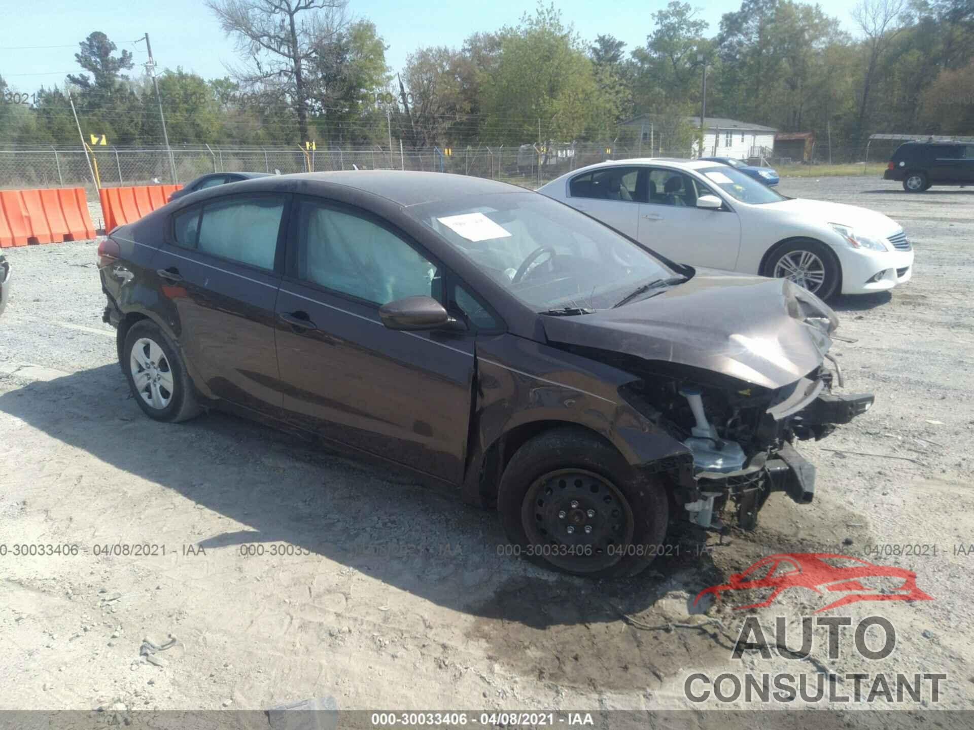 KIA FORTE 2017 - 3KPFK4A76HE019596