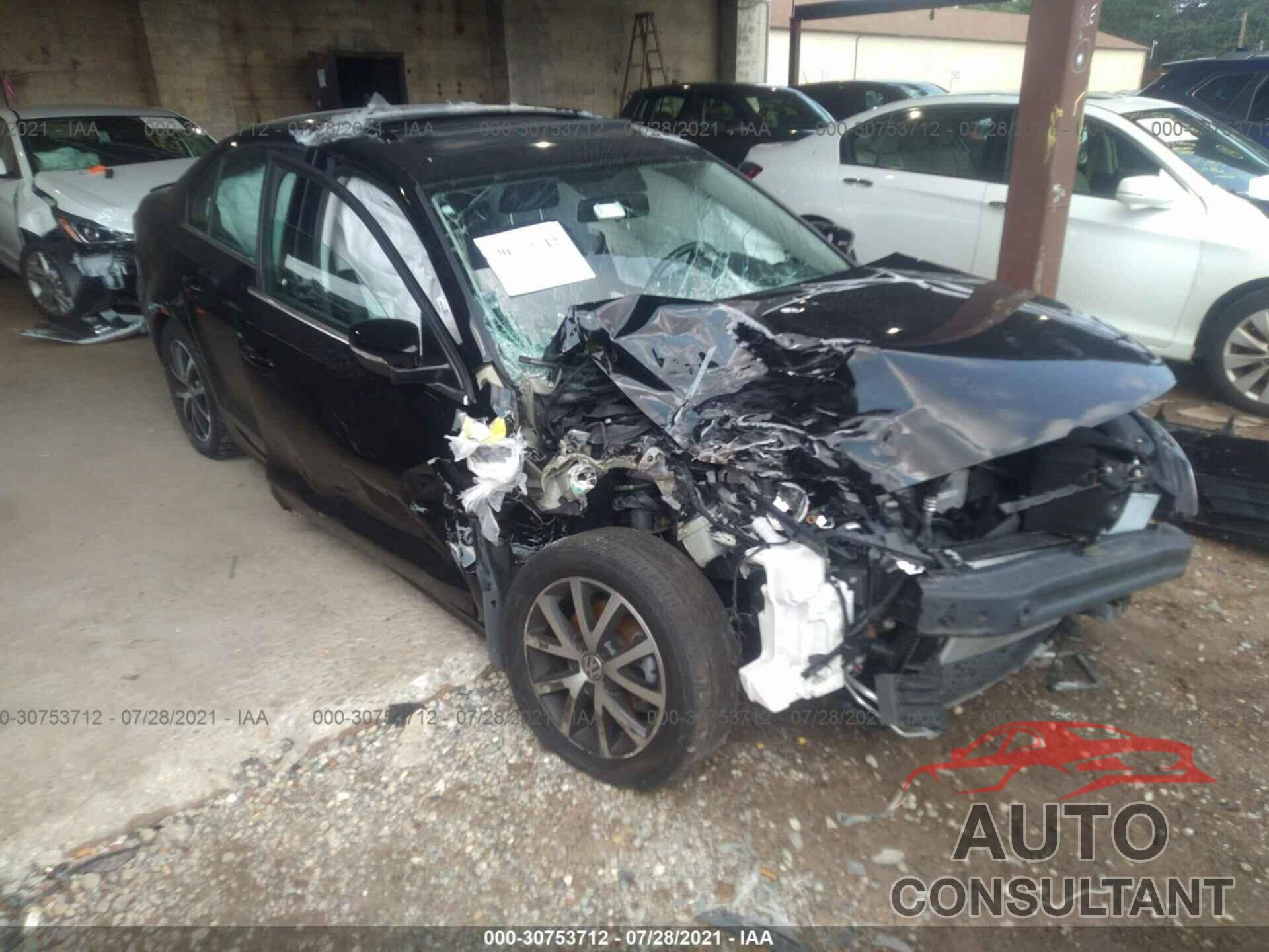 VOLKSWAGEN JETTA 2017 - 3VWB67AJ2HM333121