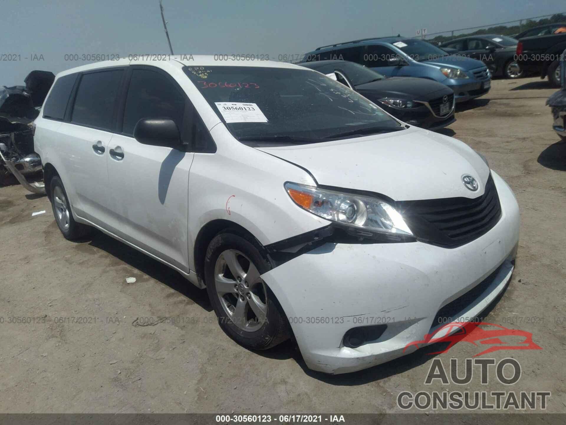 TOYOTA SIENNA 2017 - 5TDZZ3DC9HS849250