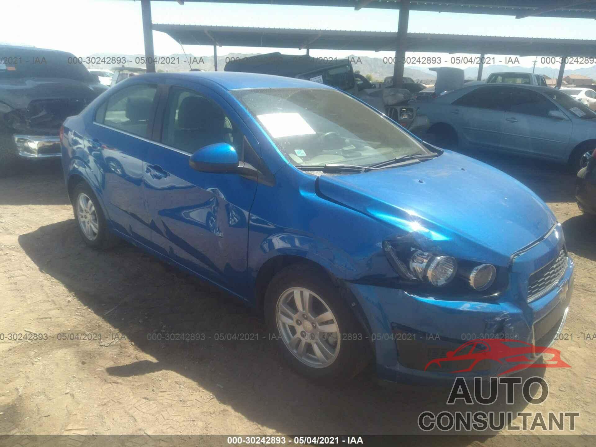 CHEVROLET SONIC 2016 - 1G1JC5SH6G4164814