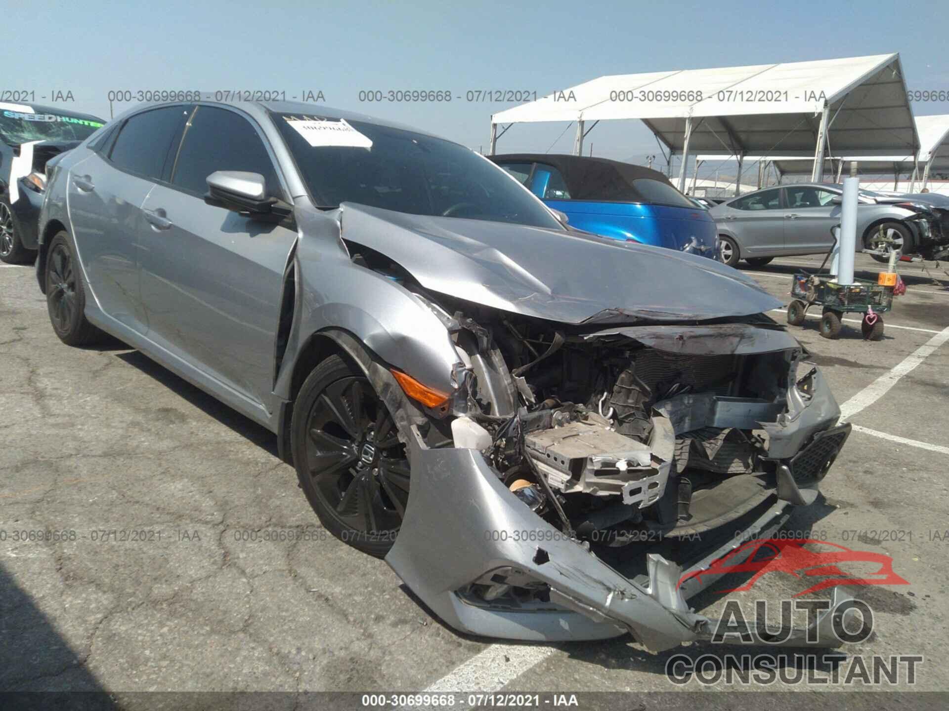 HONDA CIVIC HATCHBACK 2017 - SHHFK7H57HU404180