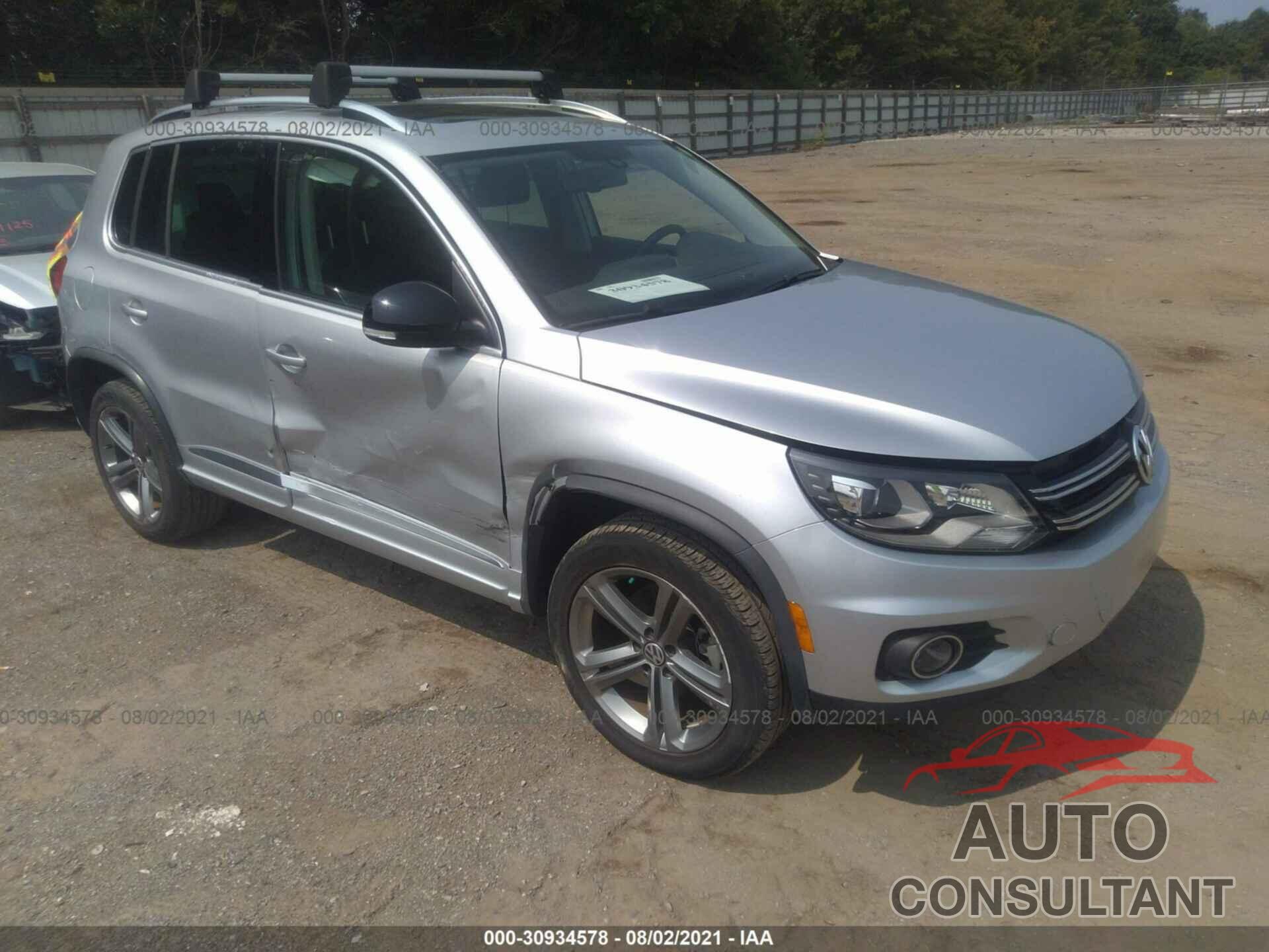 VOLKSWAGEN TIGUAN 2017 - WVGTV7AX4HK031542