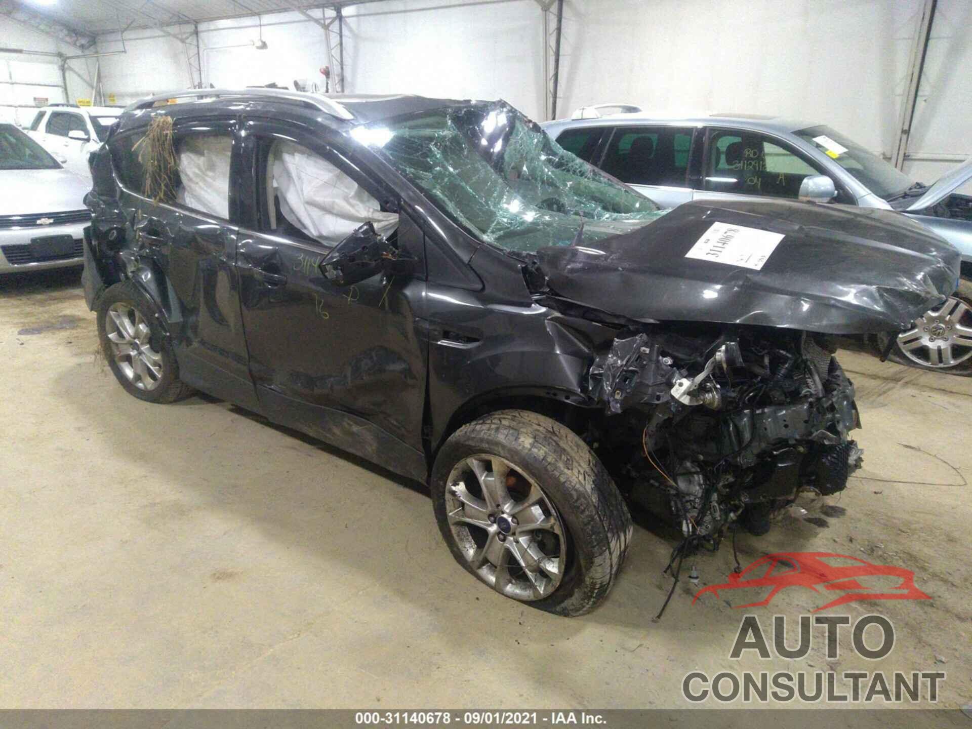 FORD ESCAPE 2016 - 1FMCU9J95GUA82356