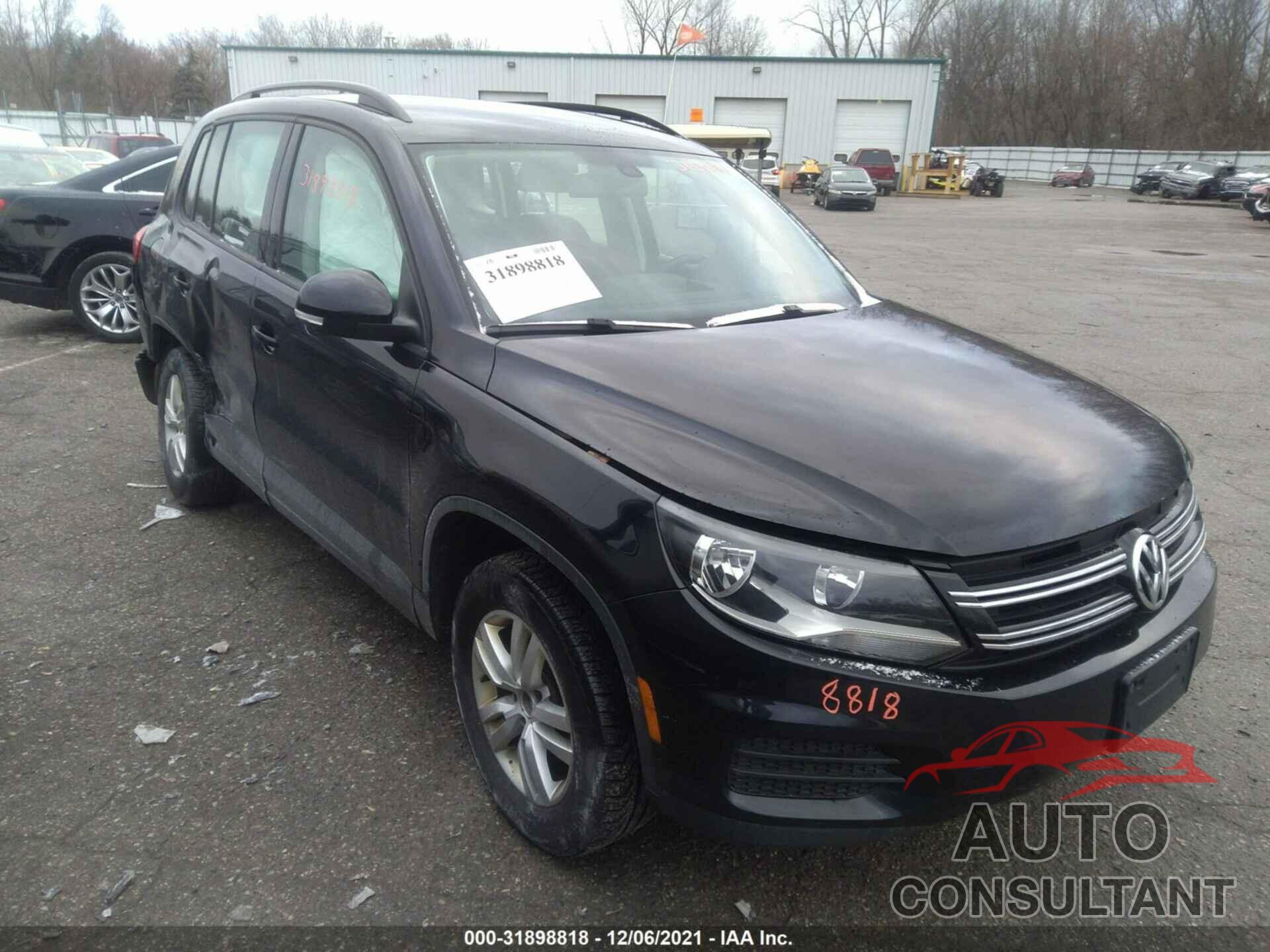 VOLKSWAGEN TIGUAN 2017 - WVGAV7AX9HW507705