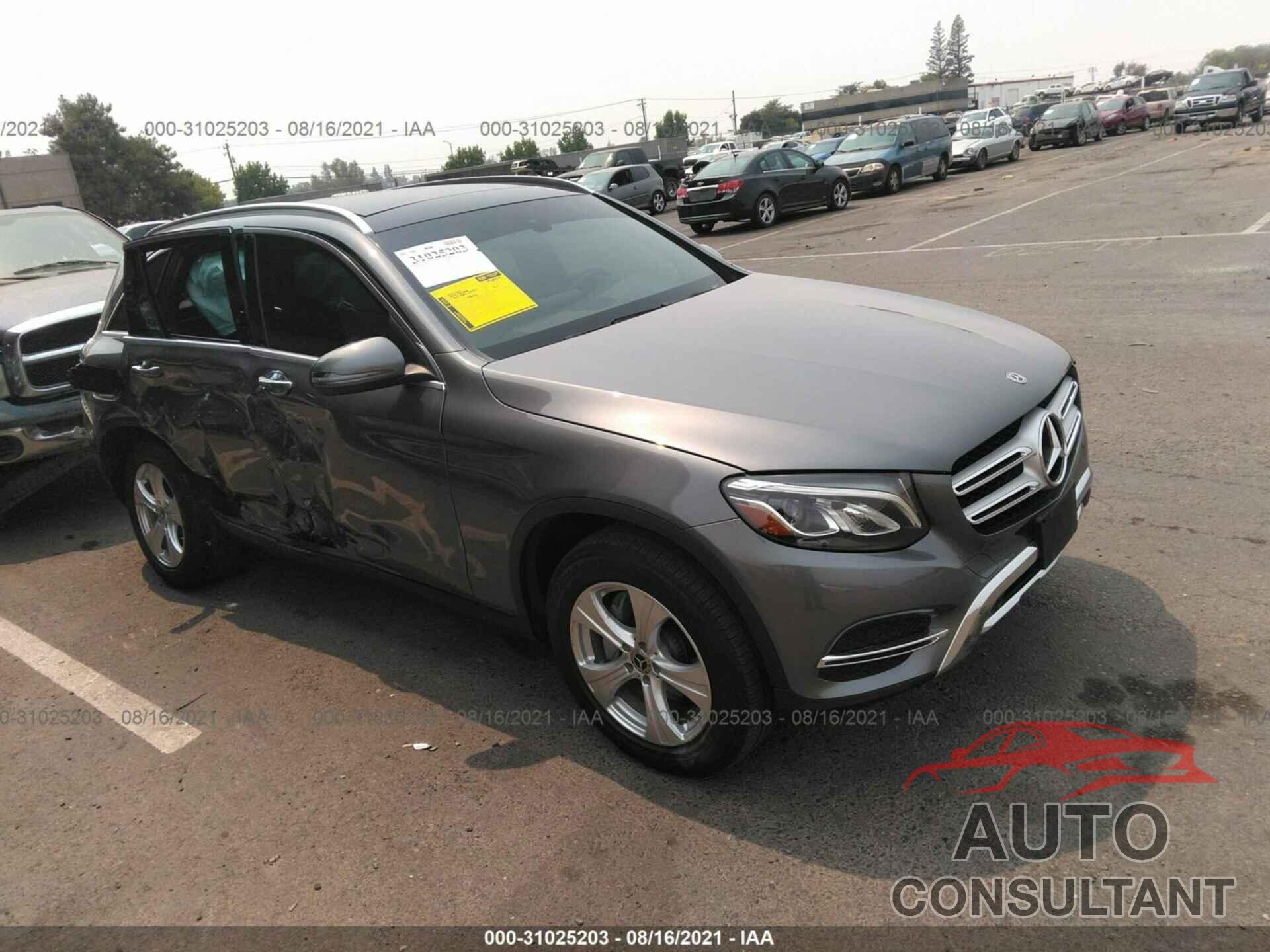 MERCEDES-BENZ GLC 2018 - WDC0G4KB2JV014322