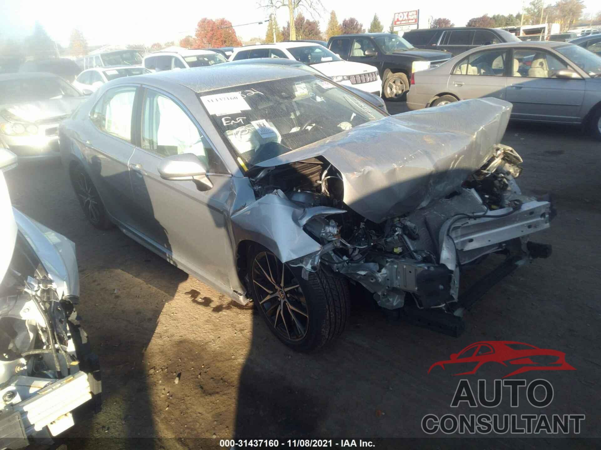 TOYOTA CAMRY 2021 - 4T1G11AK1MU413248
