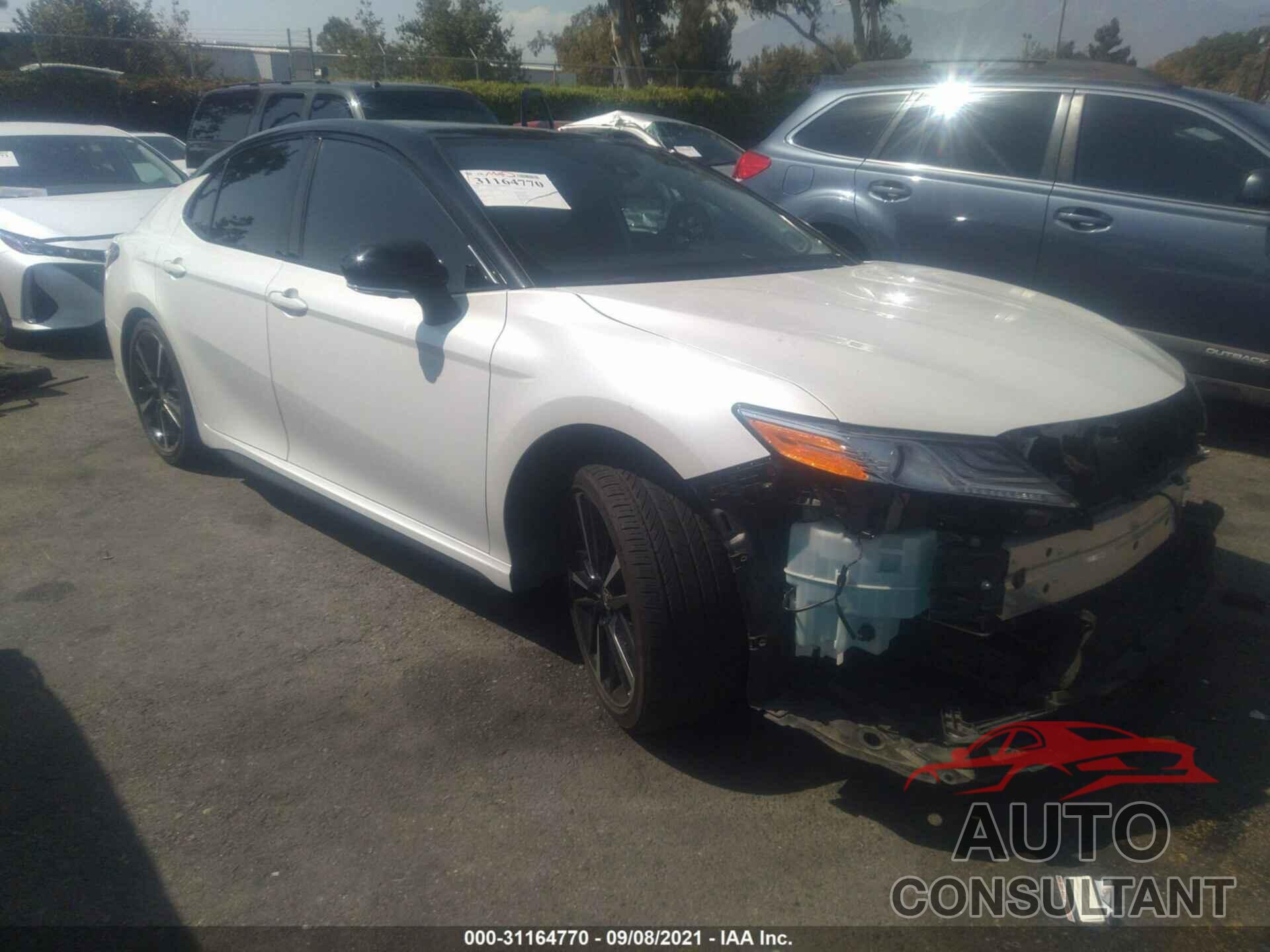 TOYOTA CAMRY 2020 - 4T1KZ1AK7LU041660