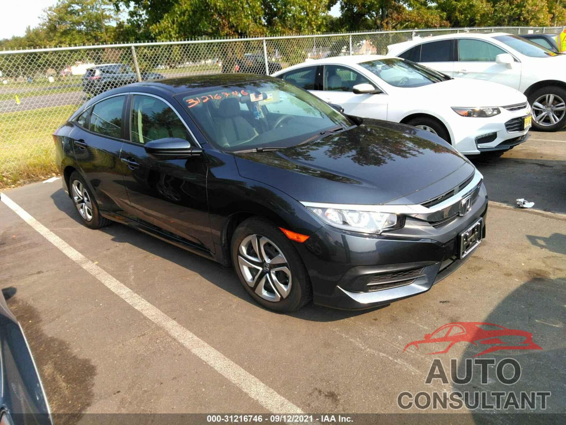 HONDA CIVIC SEDAN 2018 - 2HGFC2F52JH550783