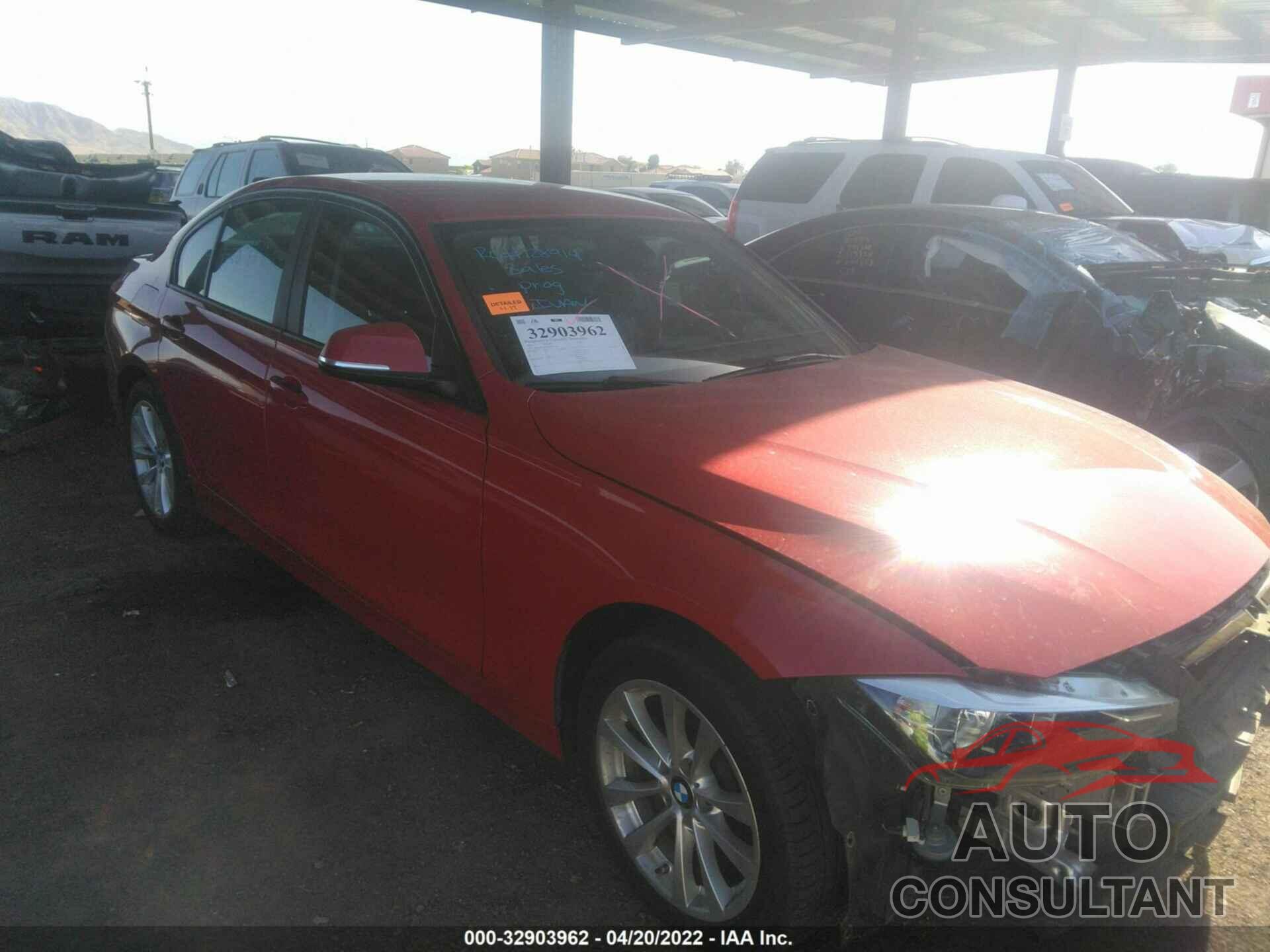 BMW 3 SERIES 2016 - WBA8E1G58GNU11040