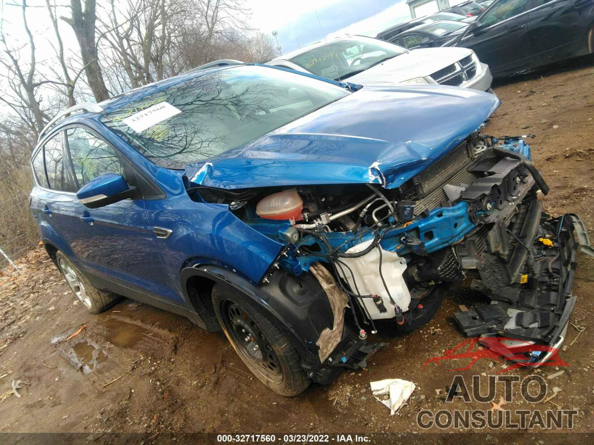 FORD ESCAPE 2019 - 1FMCU0J99KUC28746