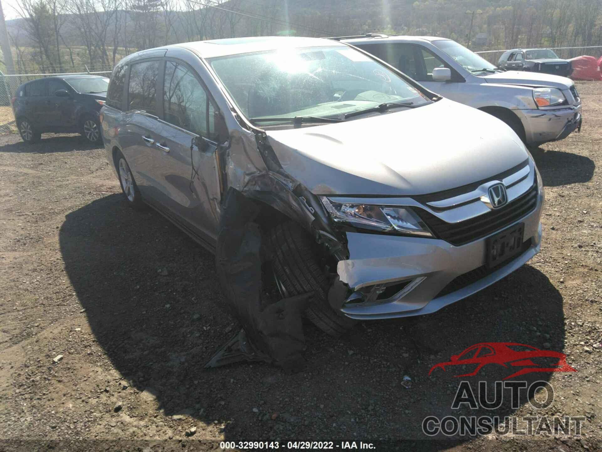 HONDA ODYSSEY 2018 - 5FNRL6H74JB094454