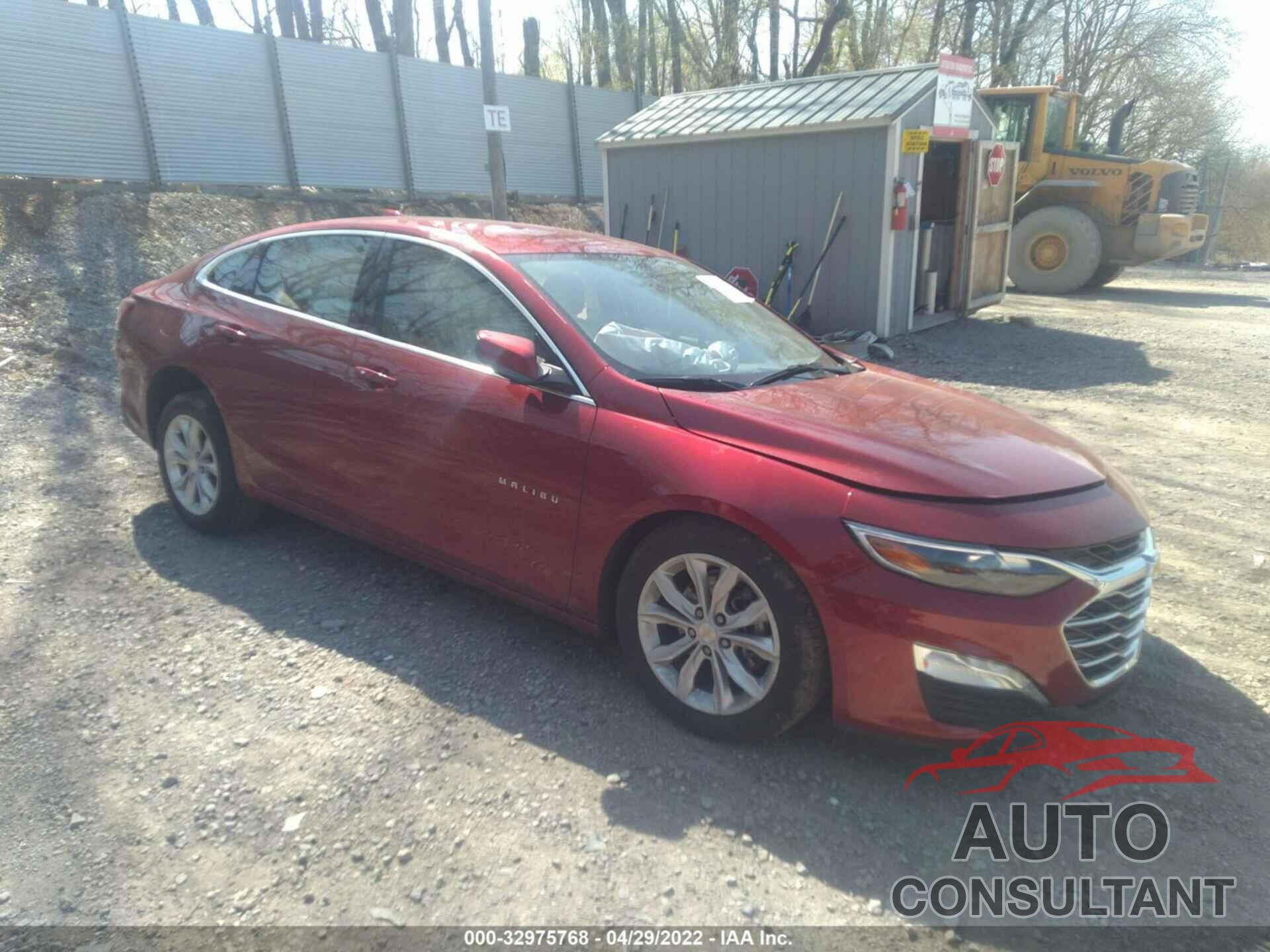 CHEVROLET MALIBU 2021 - 1G1ZD5ST1MF083269