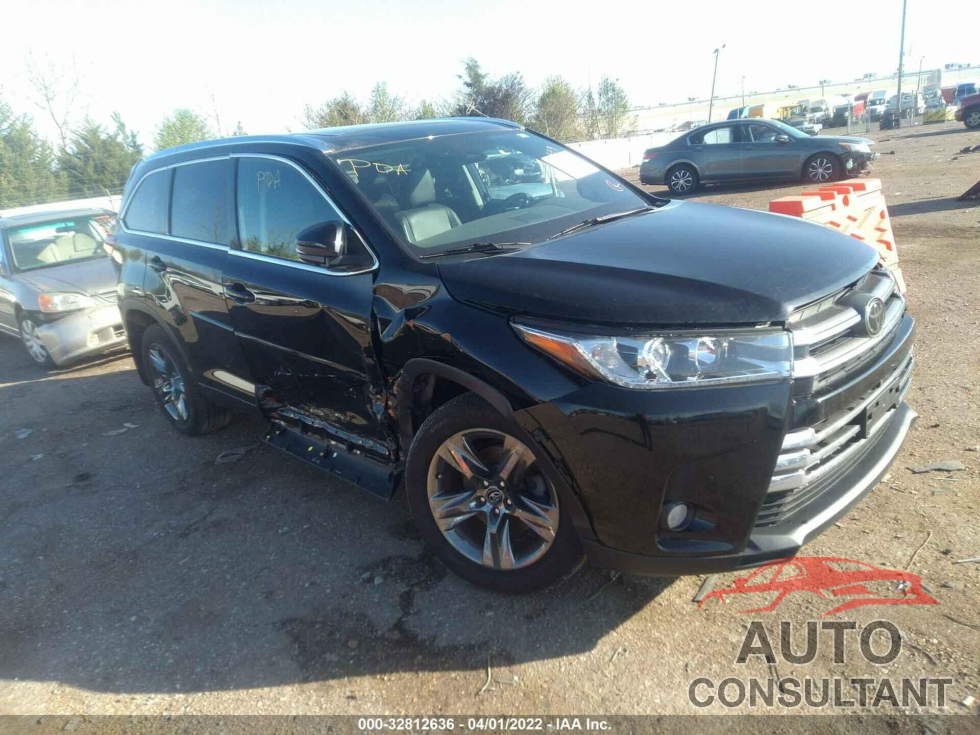 TOYOTA HIGHLANDER 2018 - 5TDDZRFH0JS814706