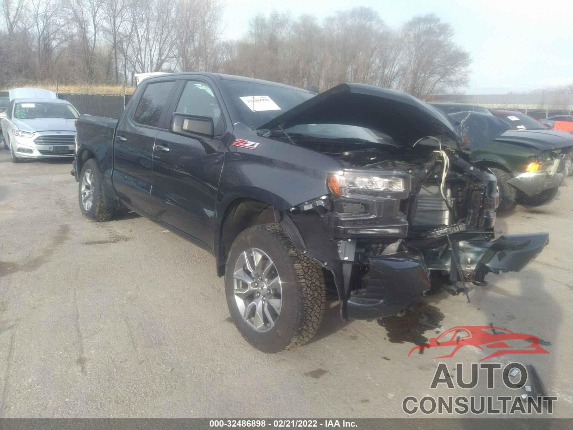 CHEVROLET SILVERADO 1500 2021 - 1GCUYEET3MZ379619