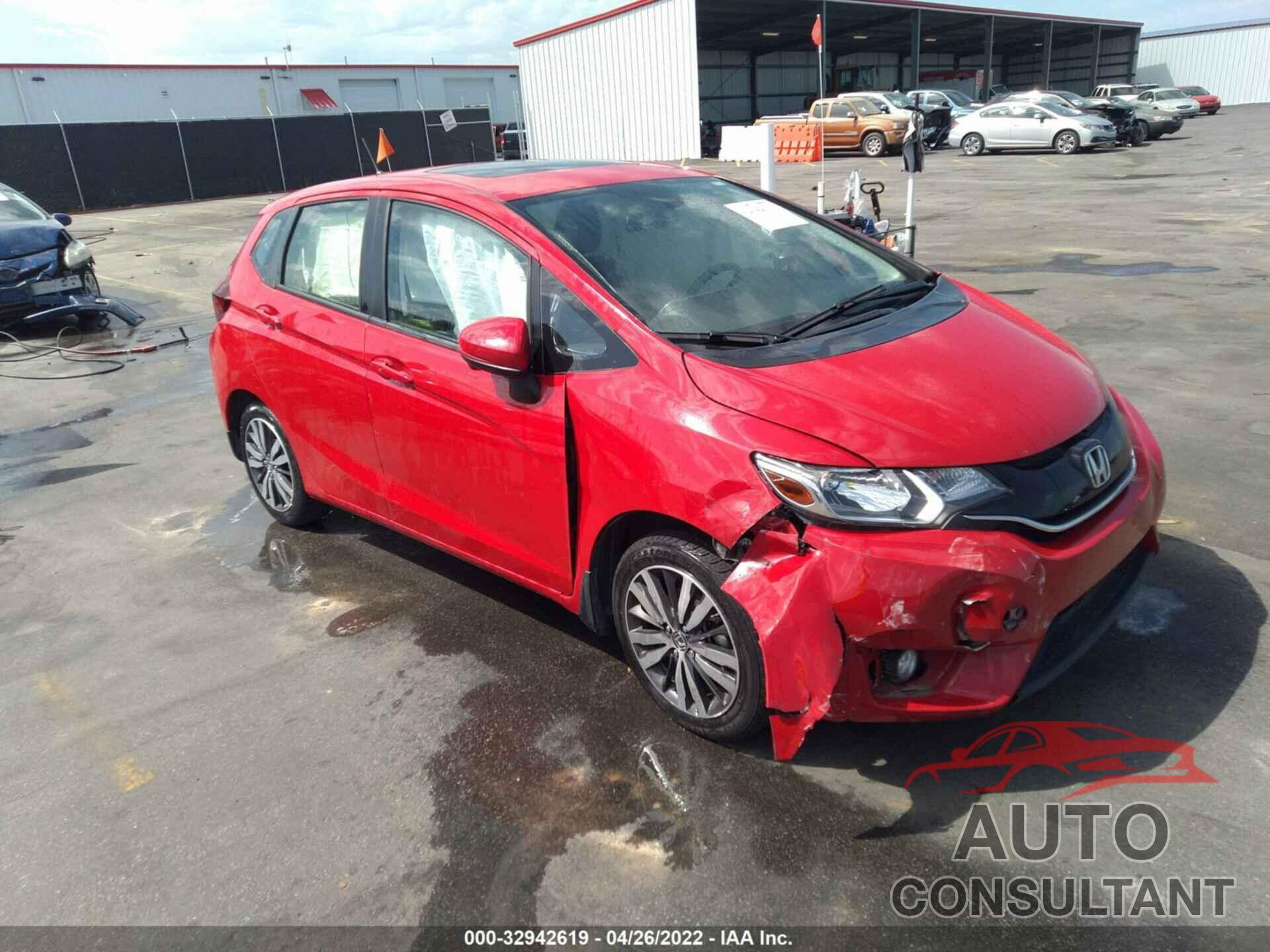 HONDA FIT 2016 - JHMGK5H73GX005829