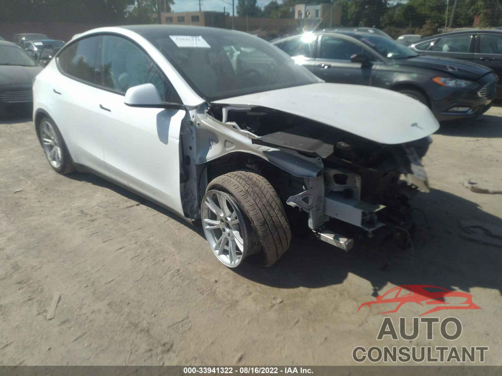 TESLA MODEL Y 2021 - 5YJYGDEE6MF130544