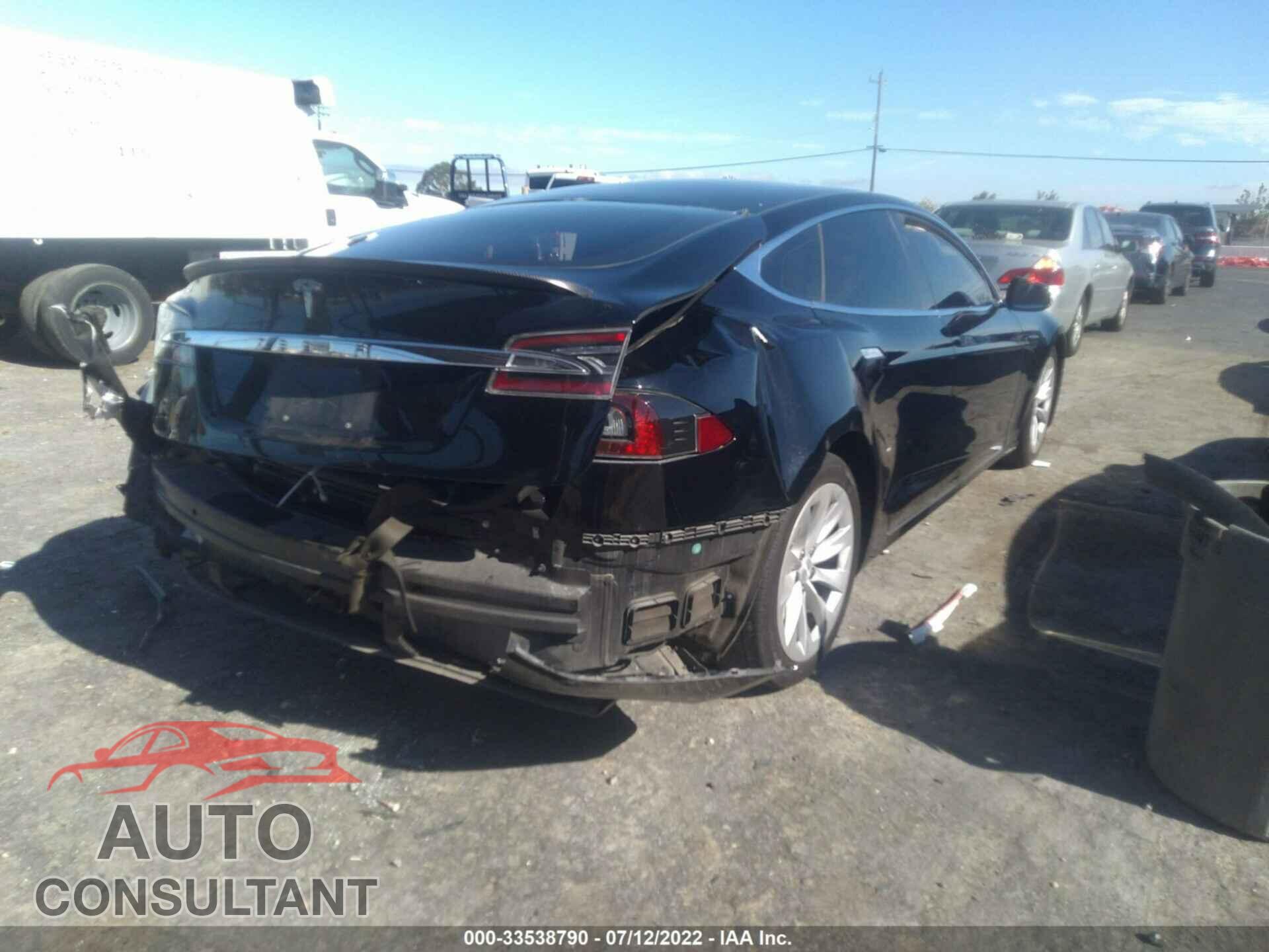 TESLA MODEL S 2017 - 5YJSA1E19HF202779