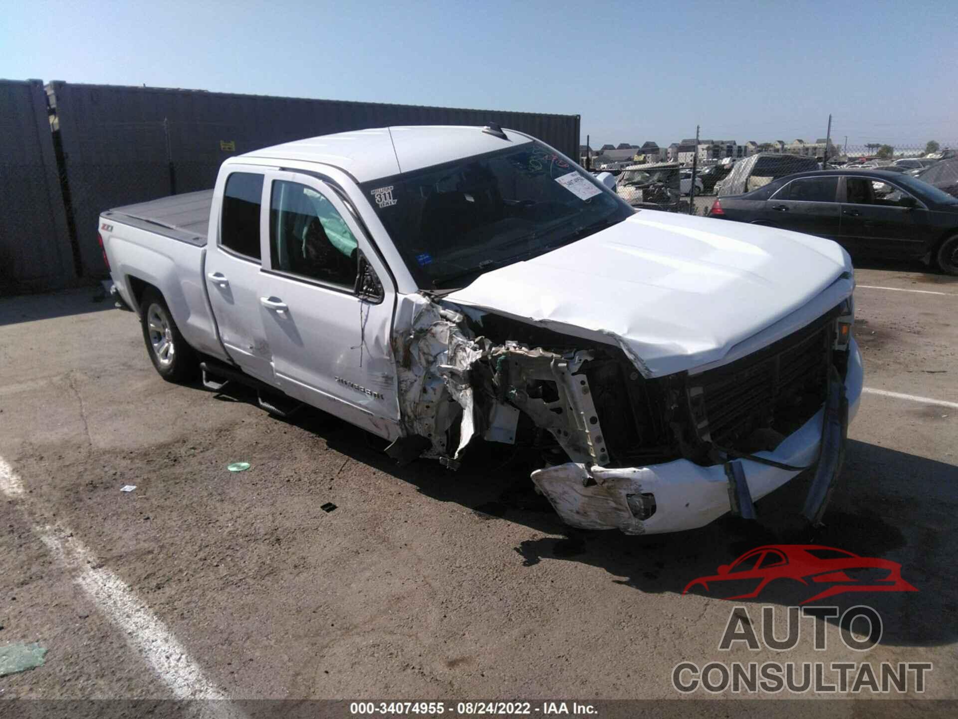 CHEVROLET SILVERADO 1500 2017 - 1GCVKREC8HZ210859