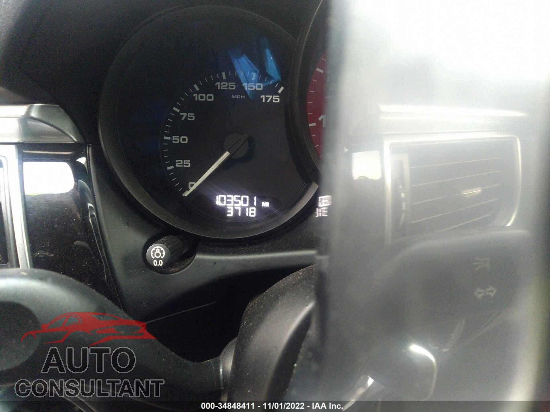 PORSCHE MACAN 2017 - WP1AG2A5XHLB51121